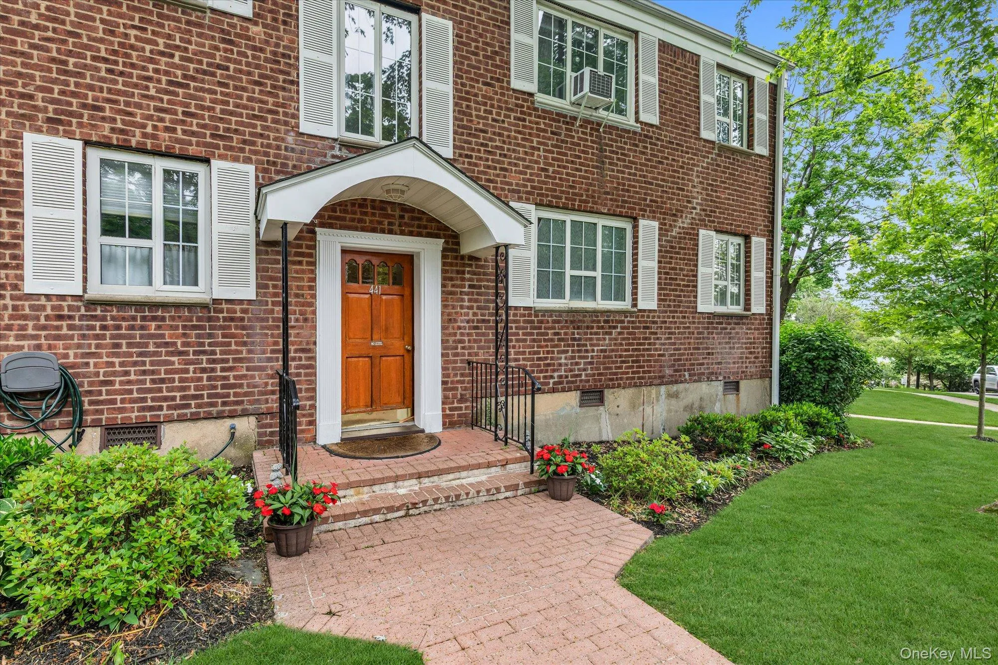 441 Main Street, Huntington, NY, 1 Bedroom Bedrooms, 3 Rooms Rooms,1 BathroomBathrooms,Residential,For Rent,Main,0,1006148 441 Main Street, Huntington, NY, 1 Bedroom Bedrooms, 3 Rooms Rooms,1 BathroomBathrooms,Residential,For Rent,Main,0,1006148