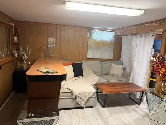231 Dorchester Road, Hempstead, NY, 4 Bedrooms Bedrooms, 8 Rooms Rooms,2 BathroomsBathrooms,Residential,For Rent,Dorchester,0,1006151 231 Dorchester Road, Hempstead, NY, 4 Bedrooms Bedrooms, 8 Rooms Rooms,2 BathroomsBathrooms,Residential,For Rent,Dorchester,0,1006151