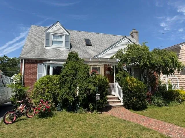 231 Dorchester Road, Hempstead, NY, 4 Bedrooms Bedrooms, 8 Rooms Rooms,2 BathroomsBathrooms,Residential,For Rent,Dorchester,0,1006151 231 Dorchester Road, Hempstead, NY, 4 Bedrooms Bedrooms, 8 Rooms Rooms,2 BathroomsBathrooms,Residential,For Rent,Dorchester,0,1006151