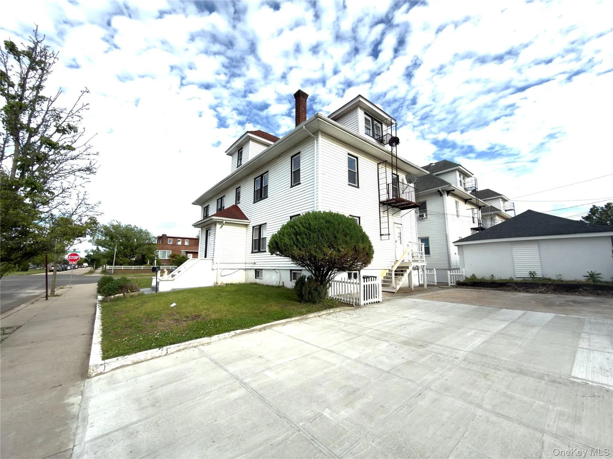 517 laurelton blvd, Long Beach, NY, 4 Bedrooms Bedrooms, 12 Rooms Rooms,1 BathroomBathrooms,Residential Lease,For Rent,laurelton blvd,0,1006153 517 laurelton blvd, Long Beach, NY, 4 Bedrooms Bedrooms, 12 Rooms Rooms,1 BathroomBathrooms,Residential Lease,For Rent,laurelton blvd,0,1006153