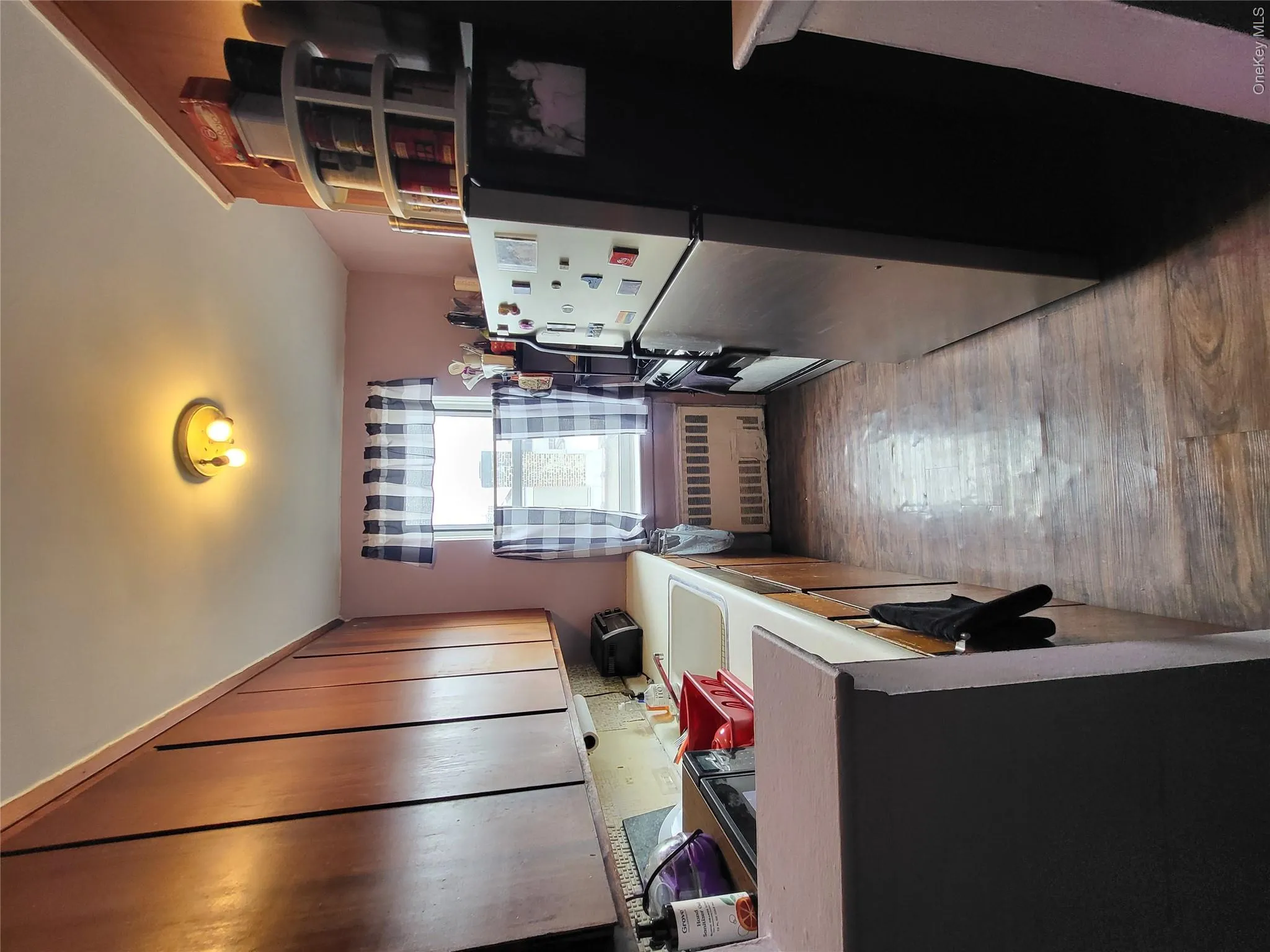 3176 Decatur Avenue, New York, NY, 1 Bedroom Bedrooms, 4 Rooms Rooms,1 BathroomBathrooms,Residential,For Rent,Decatur,0,1006159 3176 Decatur Avenue, New York, NY, 1 Bedroom Bedrooms, 4 Rooms Rooms,1 BathroomBathrooms,Residential,For Rent,Decatur,0,1006159