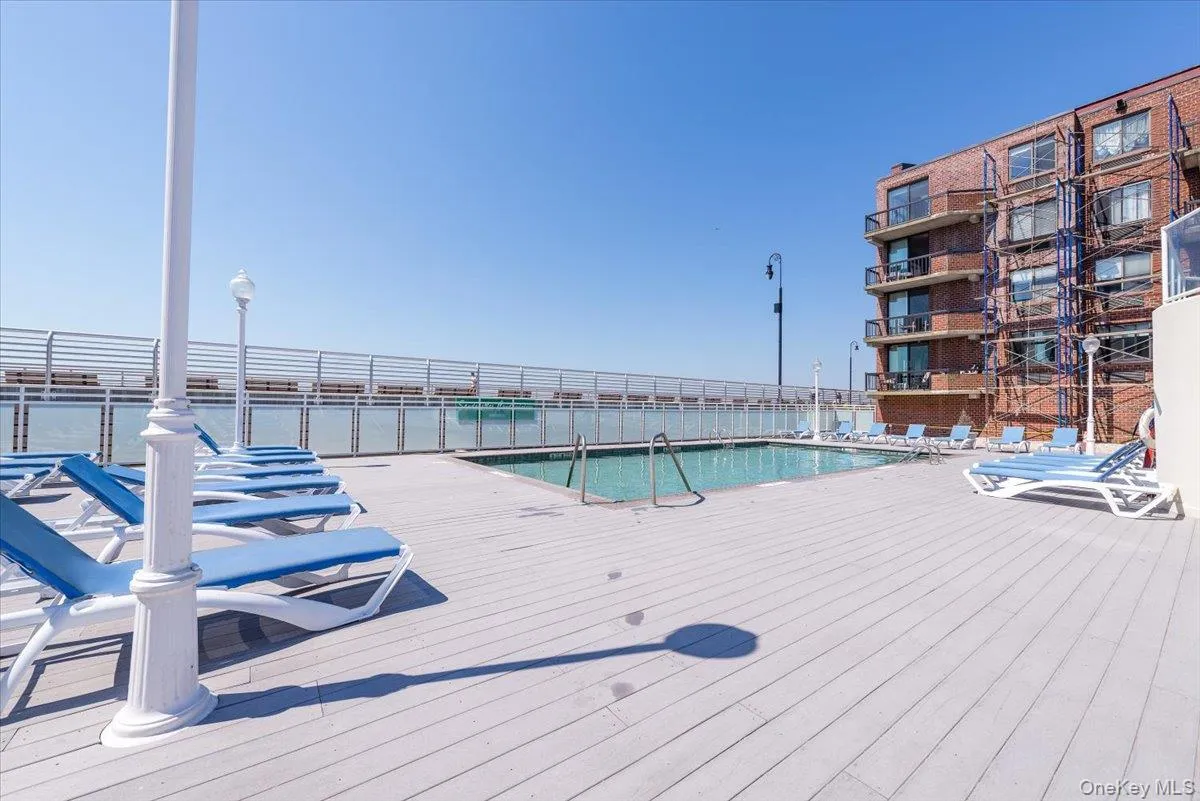 750 Broadway, Long Beach, NY, 1 Bedroom Bedrooms, 3 Rooms Rooms,1 BathroomBathrooms,Residential,For Rent,Broadway,0,1006163 750 Broadway, Long Beach, NY, 1 Bedroom Bedrooms, 3 Rooms Rooms,1 BathroomBathrooms,Residential,For Rent,Broadway,0,1006163
