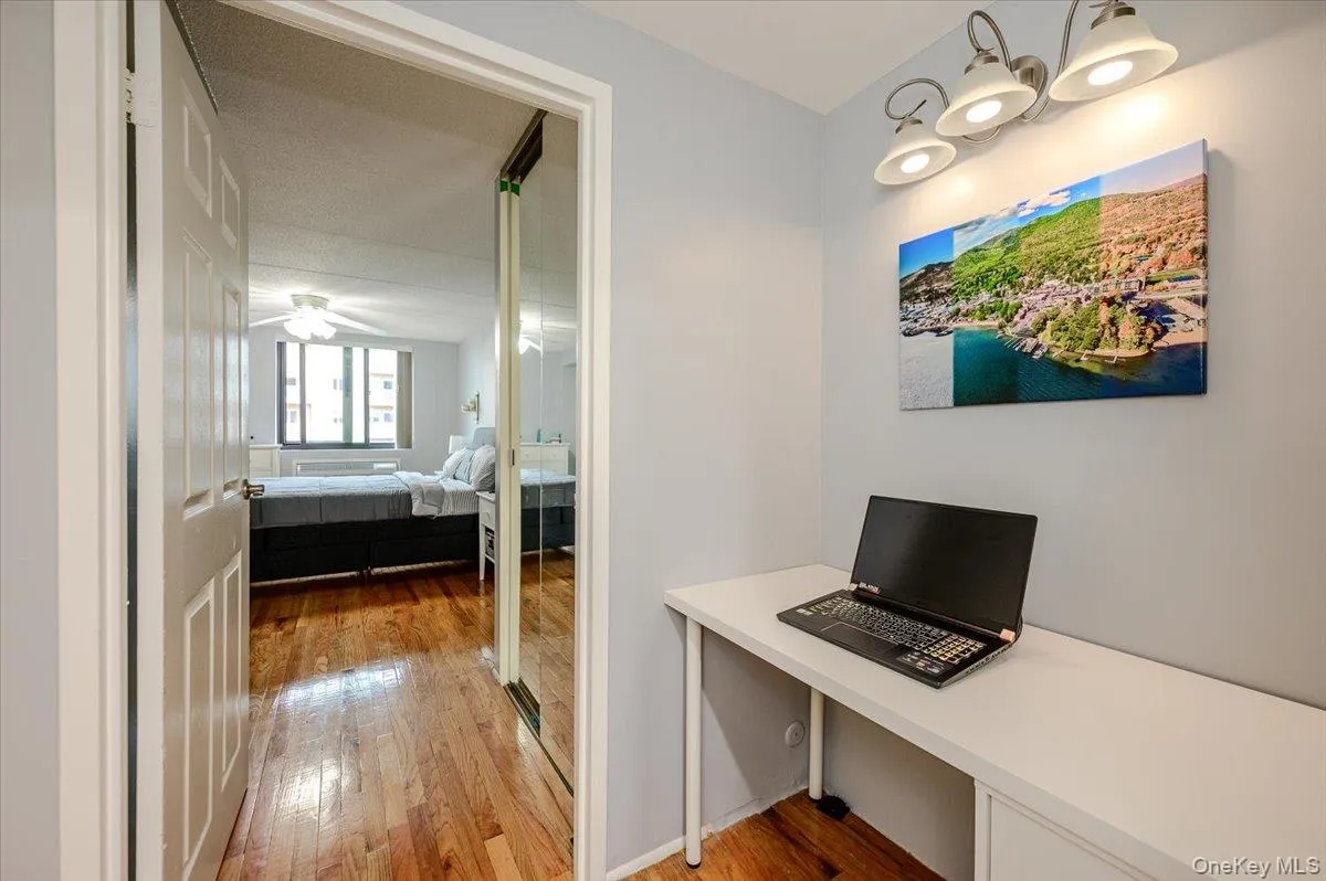 750 Broadway, Long Beach, NY, 1 Bedroom Bedrooms, 3 Rooms Rooms,1 BathroomBathrooms,Residential,For Rent,Broadway,0,1006163 750 Broadway, Long Beach, NY, 1 Bedroom Bedrooms, 3 Rooms Rooms,1 BathroomBathrooms,Residential,For Rent,Broadway,0,1006163