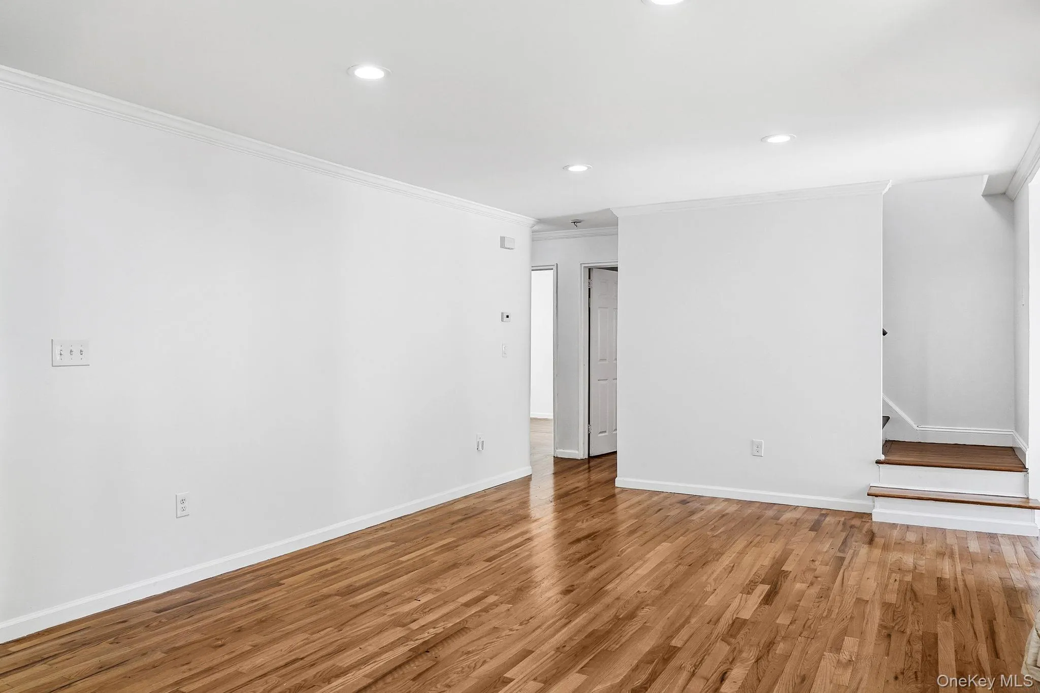 44 Kent Road, Greenburgh, NY, 4 Bedrooms Bedrooms, 8 Rooms Rooms,3 BathroomsBathrooms,Residential,For Rent,Kent,0,1006168 44 Kent Road, Greenburgh, NY, 4 Bedrooms Bedrooms, 8 Rooms Rooms,3 BathroomsBathrooms,Residential,For Rent,Kent,0,1006168