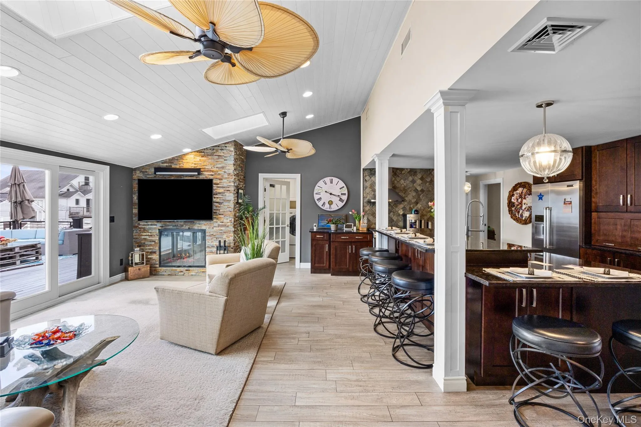 Bright Den with Fireplace! Bright Den with Fireplace!