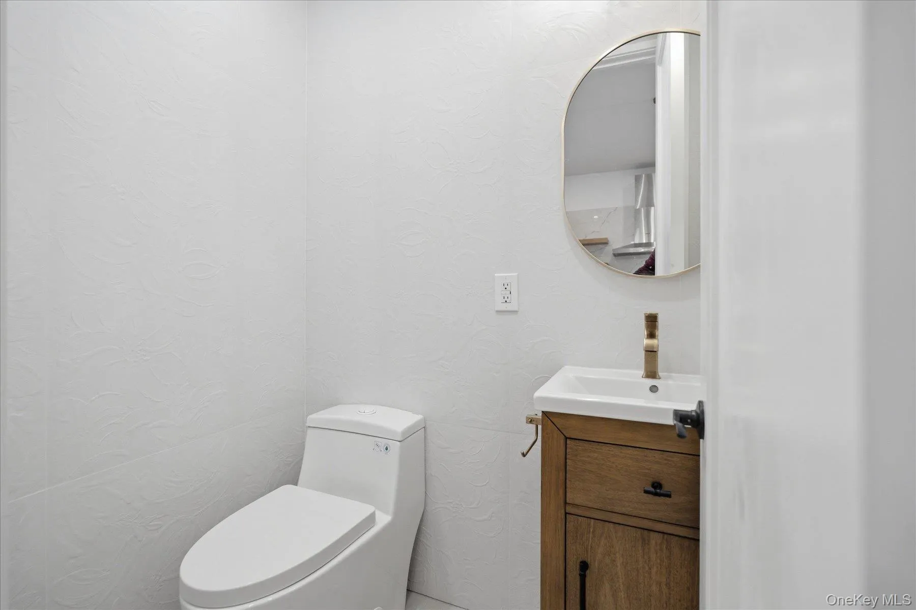 655 Decatur Street, New York, NY, 5 Bedrooms Bedrooms, 9 Rooms Rooms,3 BathroomsBathrooms,Residential,For Rent,Decatur,0,1006173 655 Decatur Street, New York, NY, 5 Bedrooms Bedrooms, 9 Rooms Rooms,3 BathroomsBathrooms,Residential,For Rent,Decatur,0,1006173