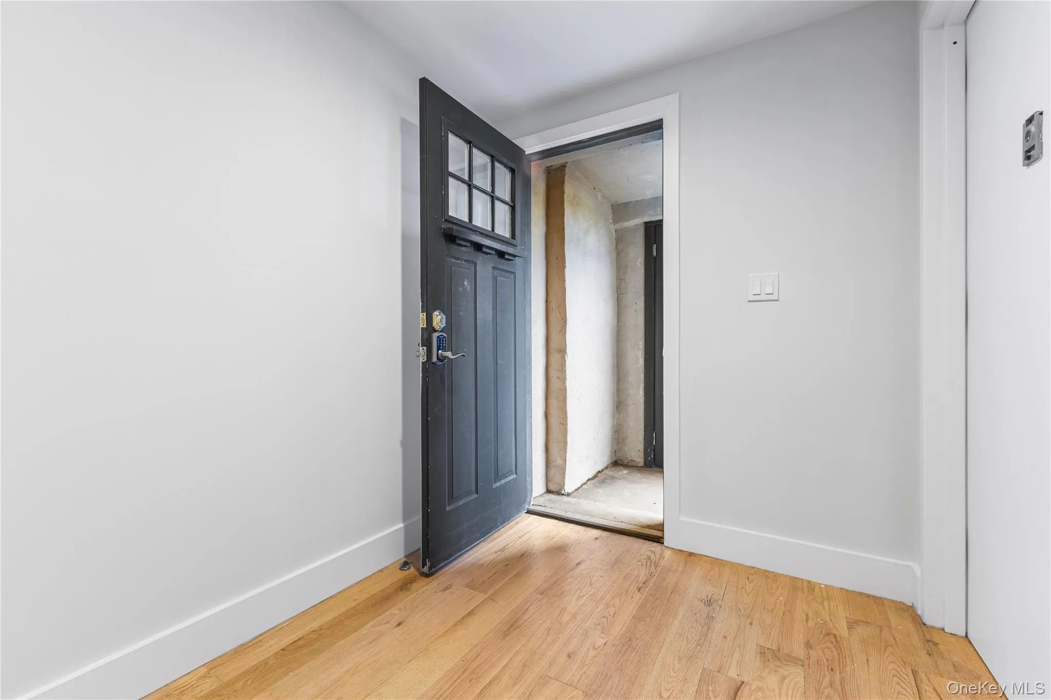 118 Cooper Street, New York, NY, 2 Bedrooms Bedrooms, 2 Rooms Rooms,1 BathroomBathrooms,Residential Lease,For Rent,Cooper,0,1006175 118 Cooper Street, New York, NY, 2 Bedrooms Bedrooms, 2 Rooms Rooms,1 BathroomBathrooms,Residential Lease,For Rent,Cooper,0,1006175