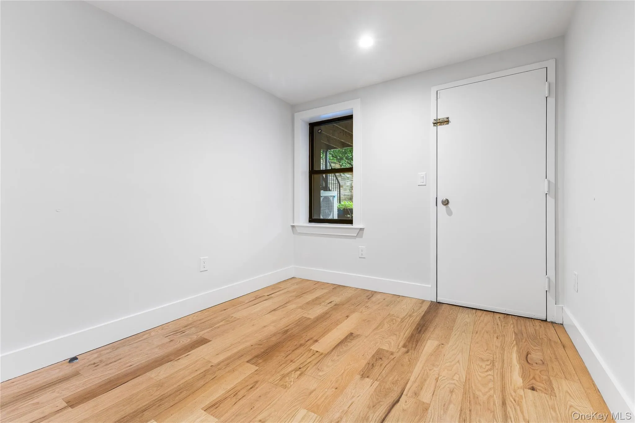 118 Cooper Street, New York, NY, 2 Bedrooms Bedrooms, 2 Rooms Rooms,1 BathroomBathrooms,Residential Lease,For Rent,Cooper,0,1006175 118 Cooper Street, New York, NY, 2 Bedrooms Bedrooms, 2 Rooms Rooms,1 BathroomBathrooms,Residential Lease,For Rent,Cooper,0,1006175