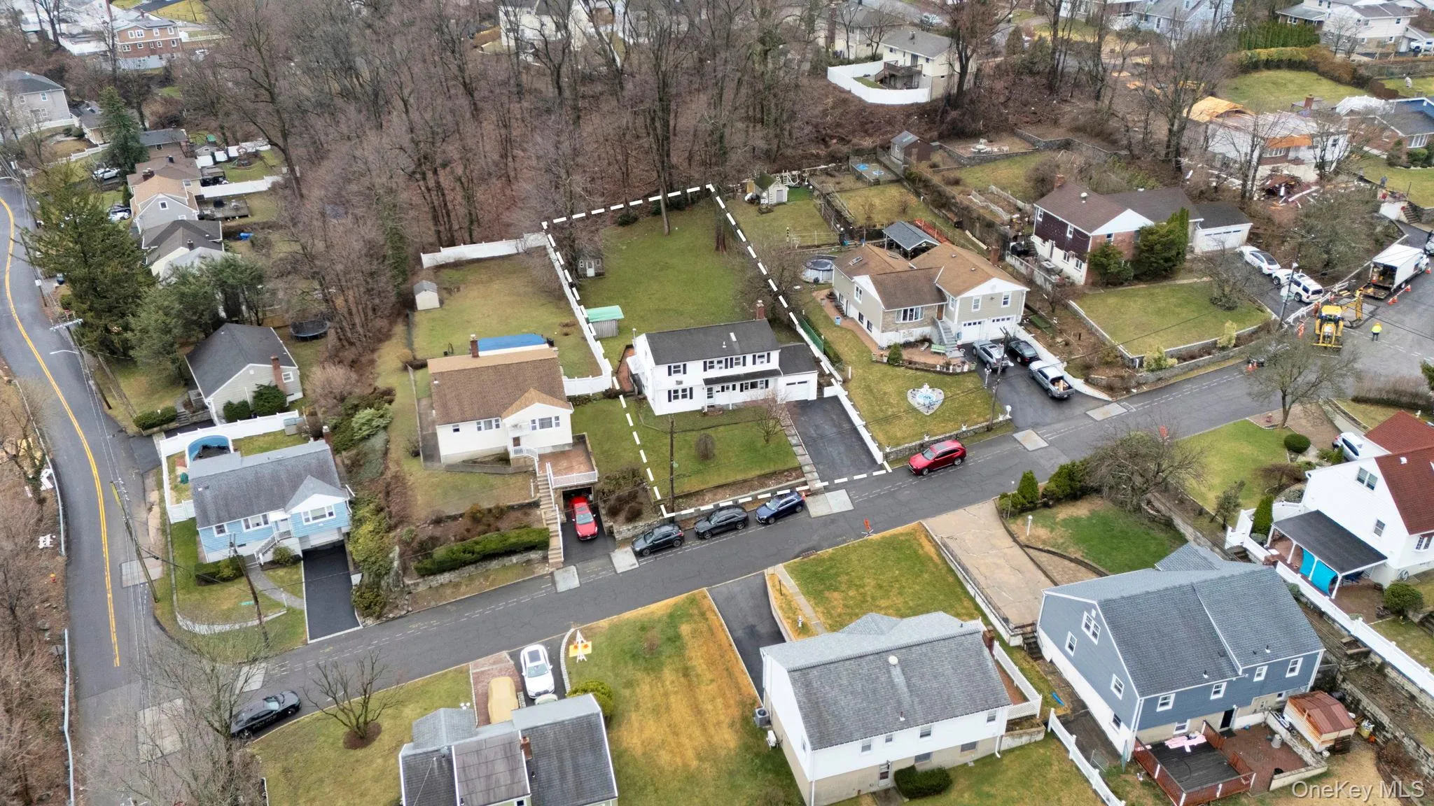 9 Valley View Drive, Yonkers, NY, 4 Bedrooms Bedrooms, 8 Rooms Rooms,3 BathroomsBathrooms,Residential,For Rent,Valley View,0,1006178 9 Valley View Drive, Yonkers, NY, 4 Bedrooms Bedrooms, 8 Rooms Rooms,3 BathroomsBathrooms,Residential,For Rent,Valley View,0,1006178