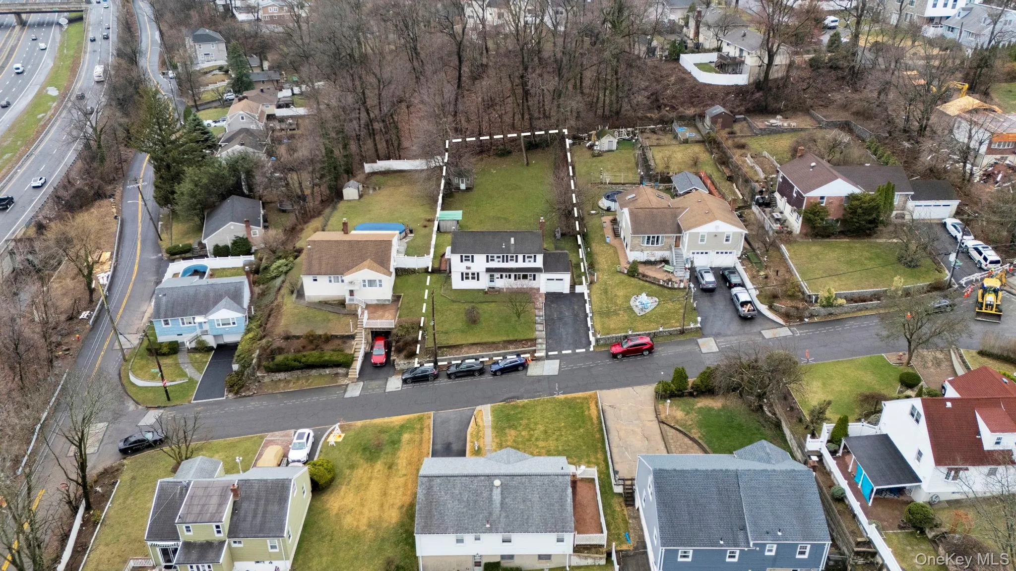 9 Valley View Drive, Yonkers, NY, 4 Bedrooms Bedrooms, 8 Rooms Rooms,3 BathroomsBathrooms,Residential,For Rent,Valley View,0,1006178 9 Valley View Drive, Yonkers, NY, 4 Bedrooms Bedrooms, 8 Rooms Rooms,3 BathroomsBathrooms,Residential,For Rent,Valley View,0,1006178