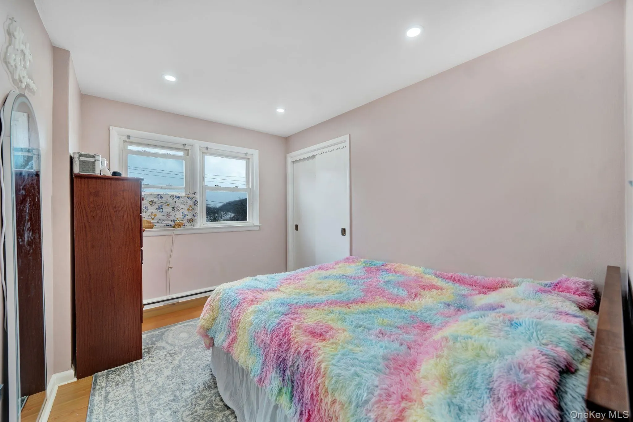9 Valley View Drive, Yonkers, NY, 4 Bedrooms Bedrooms, 8 Rooms Rooms,3 BathroomsBathrooms,Residential,For Rent,Valley View,0,1006178 9 Valley View Drive, Yonkers, NY, 4 Bedrooms Bedrooms, 8 Rooms Rooms,3 BathroomsBathrooms,Residential,For Rent,Valley View,0,1006178