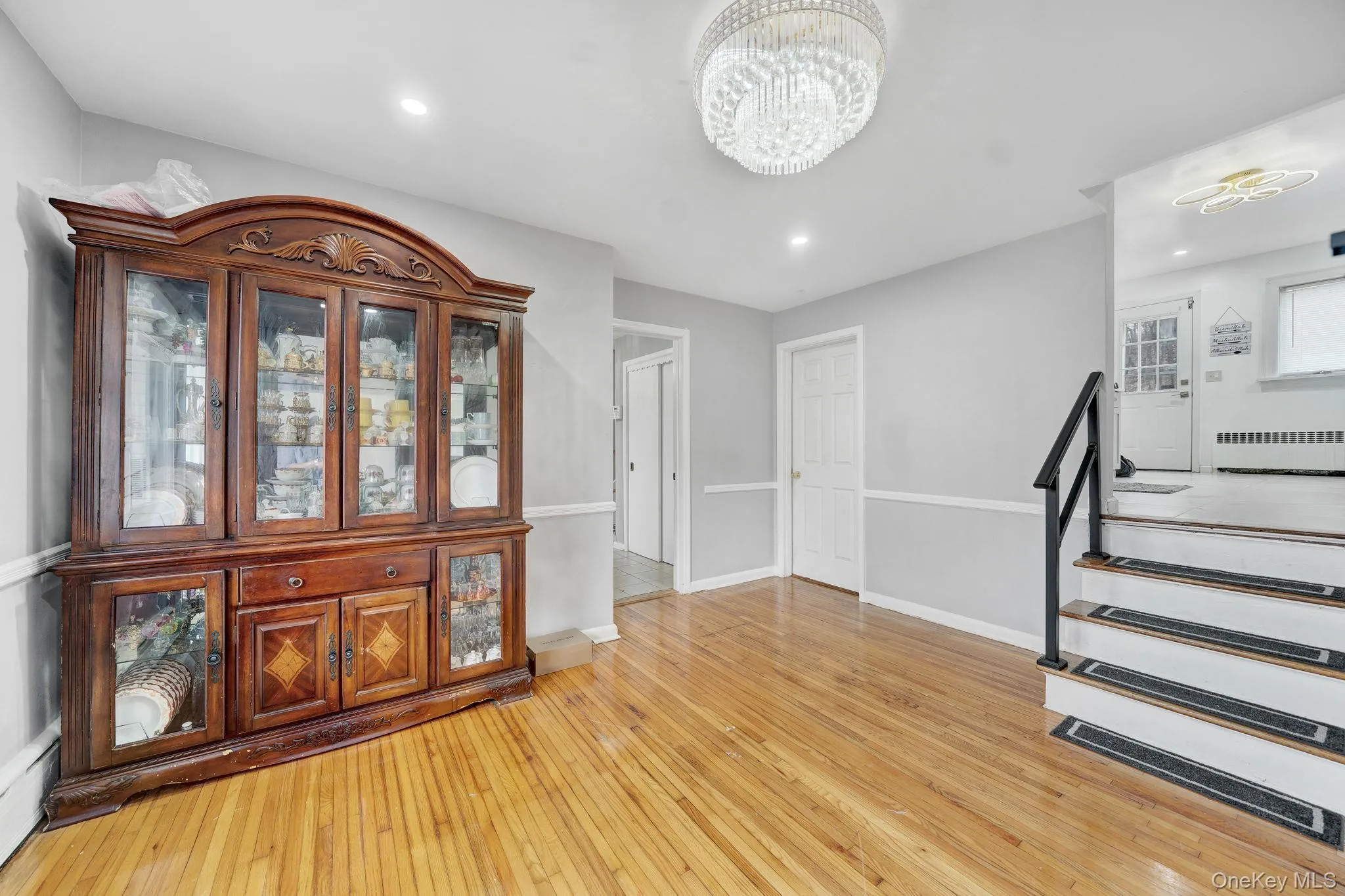 9 Valley View Drive, Yonkers, NY, 4 Bedrooms Bedrooms, 8 Rooms Rooms,3 BathroomsBathrooms,Residential,For Rent,Valley View,0,1006178 9 Valley View Drive, Yonkers, NY, 4 Bedrooms Bedrooms, 8 Rooms Rooms,3 BathroomsBathrooms,Residential,For Rent,Valley View,0,1006178