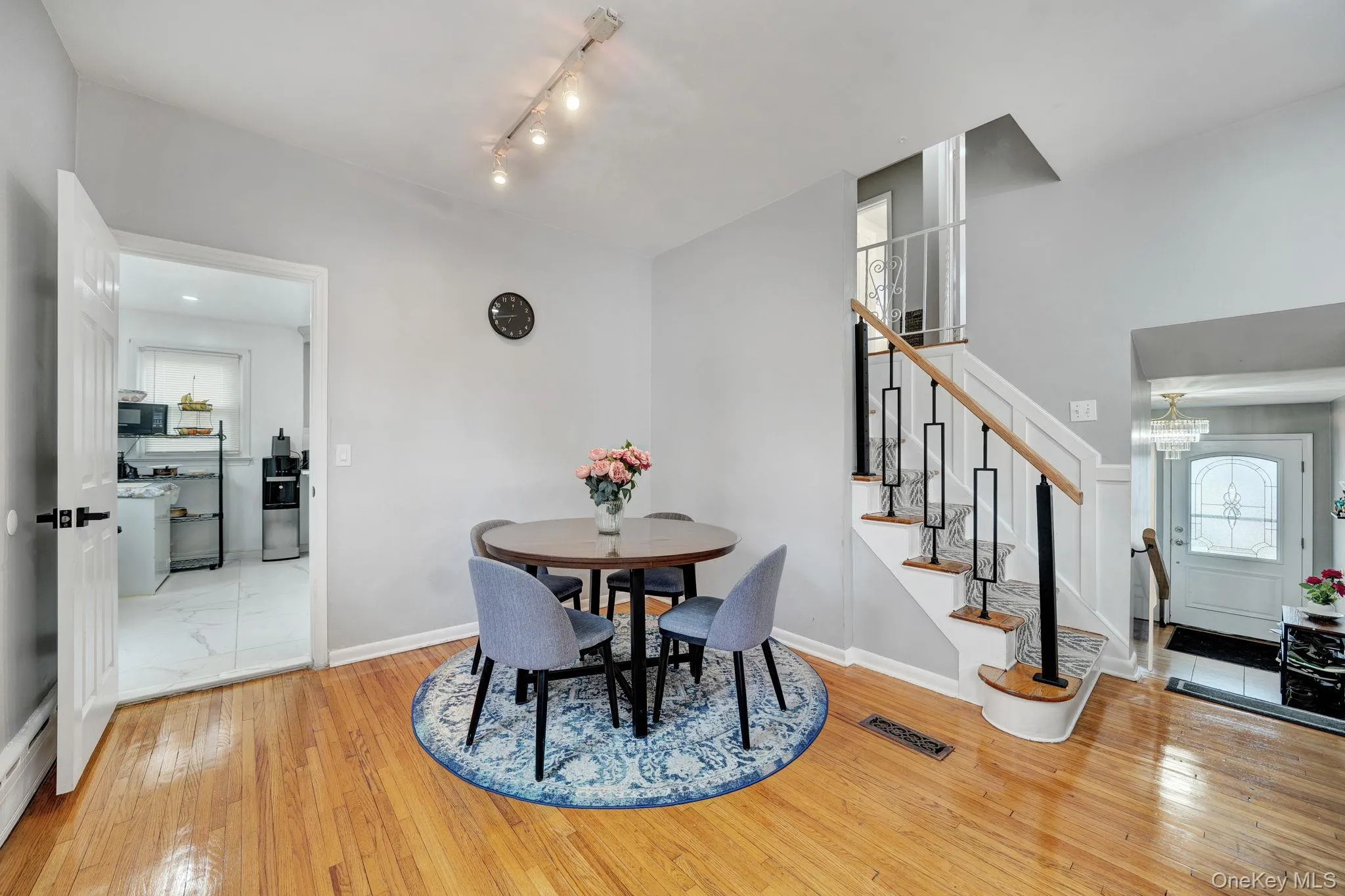9 Valley View Drive, Yonkers, NY, 4 Bedrooms Bedrooms, 8 Rooms Rooms,3 BathroomsBathrooms,Residential,For Rent,Valley View,0,1006178 9 Valley View Drive, Yonkers, NY, 4 Bedrooms Bedrooms, 8 Rooms Rooms,3 BathroomsBathrooms,Residential,For Rent,Valley View,0,1006178