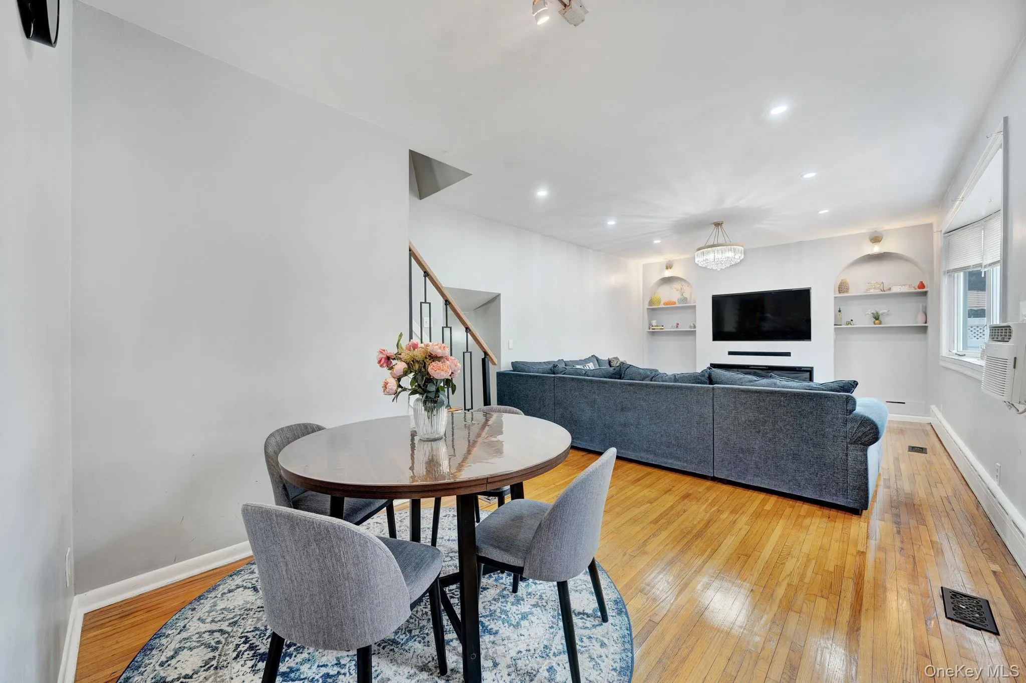 9 Valley View Drive, Yonkers, NY, 4 Bedrooms Bedrooms, 8 Rooms Rooms,3 BathroomsBathrooms,Residential,For Rent,Valley View,0,1006178 9 Valley View Drive, Yonkers, NY, 4 Bedrooms Bedrooms, 8 Rooms Rooms,3 BathroomsBathrooms,Residential,For Rent,Valley View,0,1006178