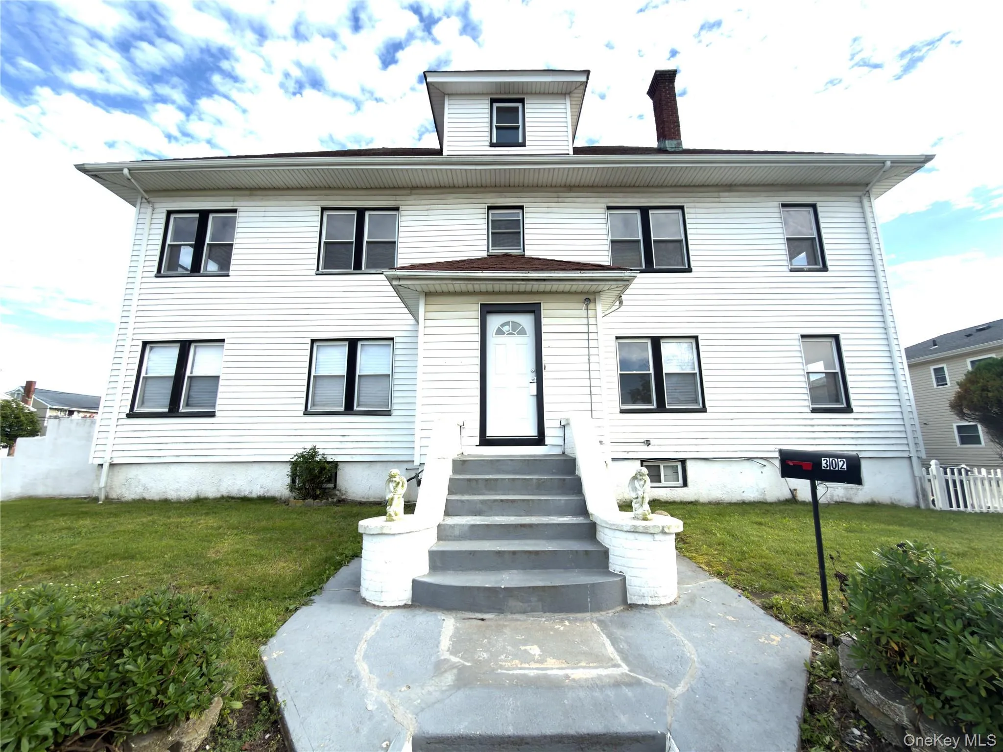 302 West Hudson, Long Beach, NY, 6 Bedrooms Bedrooms, 16 Rooms Rooms,2 BathroomsBathrooms,Residential Lease,For Rent,West Hudson,0,1006182 302 West Hudson, Long Beach, NY, 6 Bedrooms Bedrooms, 16 Rooms Rooms,2 BathroomsBathrooms,Residential Lease,For Rent,West Hudson,0,1006182