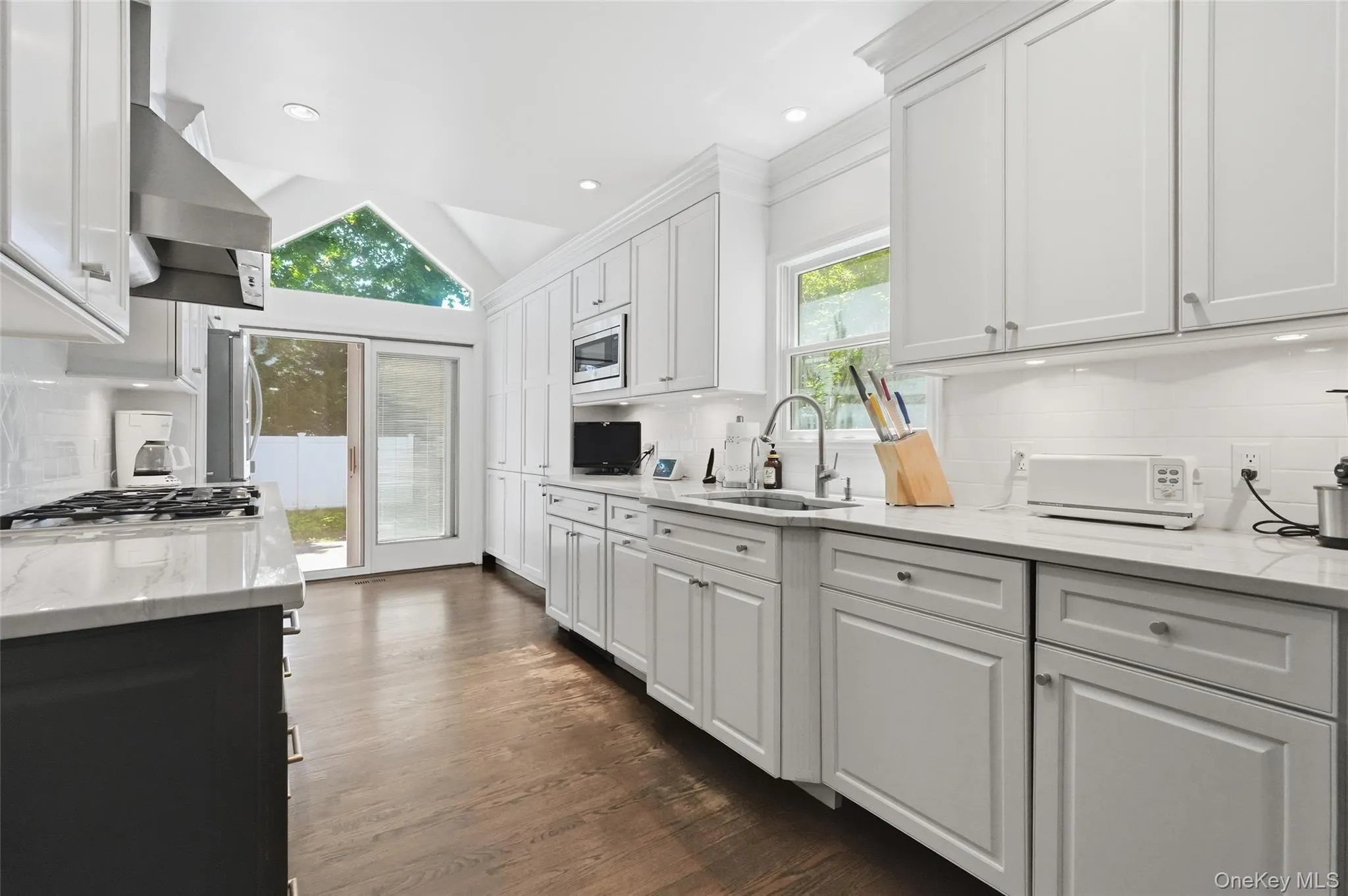 2595 Yorktown Street, Hempstead, NY, 3 Bedrooms Bedrooms, 8 Rooms Rooms,2 BathroomsBathrooms,Residential,For Rent,Yorktown,0,1006190 2595 Yorktown Street, Hempstead, NY, 3 Bedrooms Bedrooms, 8 Rooms Rooms,2 BathroomsBathrooms,Residential,For Rent,Yorktown,0,1006190