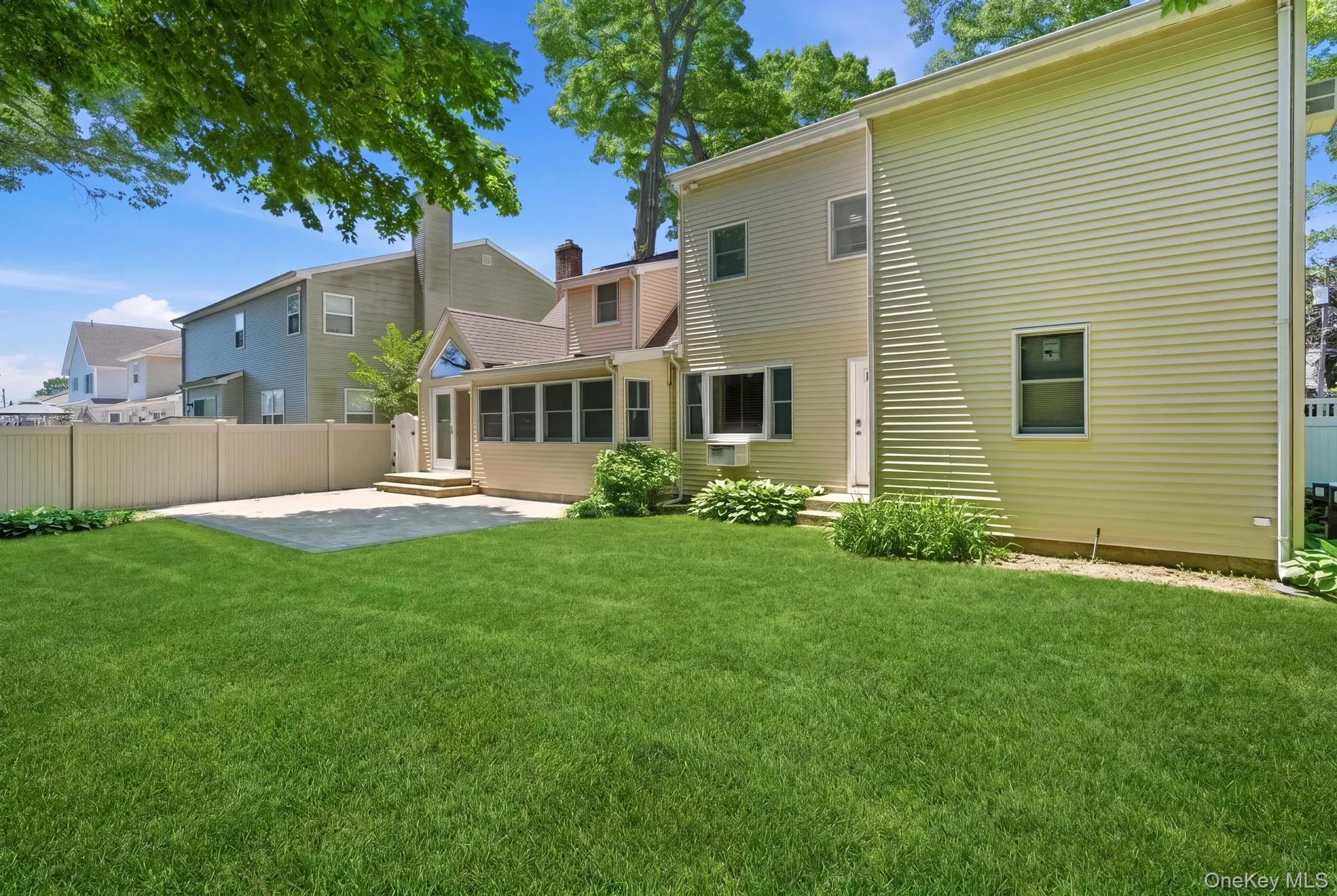 2595 Yorktown Street, Hempstead, NY, 3 Bedrooms Bedrooms, 8 Rooms Rooms,2 BathroomsBathrooms,Residential,For Rent,Yorktown,0,1006190 2595 Yorktown Street, Hempstead, NY, 3 Bedrooms Bedrooms, 8 Rooms Rooms,2 BathroomsBathrooms,Residential,For Rent,Yorktown,0,1006190
