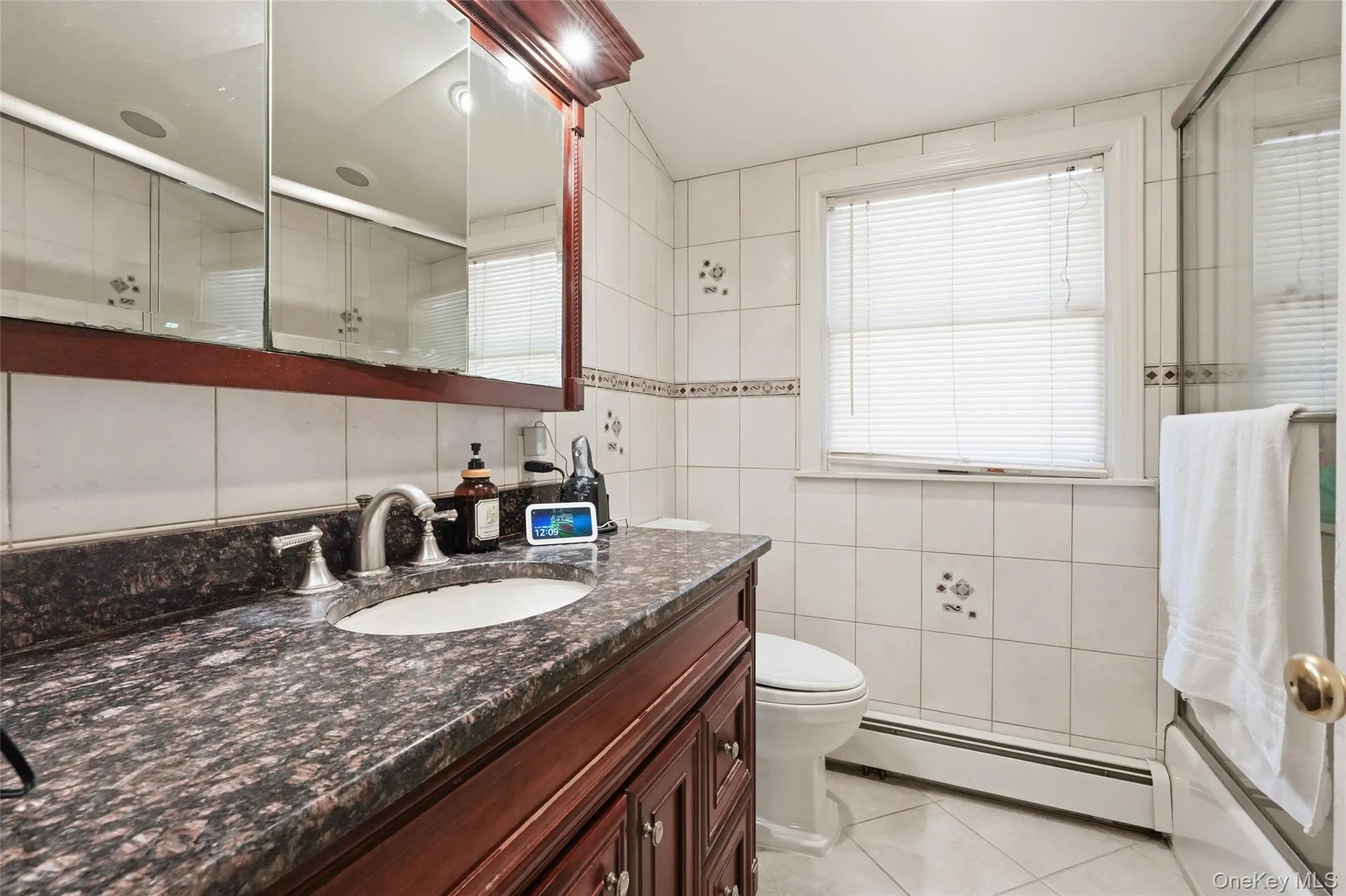 2595 Yorktown Street, Hempstead, NY, 3 Bedrooms Bedrooms, 8 Rooms Rooms,2 BathroomsBathrooms,Residential,For Rent,Yorktown,0,1006190 2595 Yorktown Street, Hempstead, NY, 3 Bedrooms Bedrooms, 8 Rooms Rooms,2 BathroomsBathrooms,Residential,For Rent,Yorktown,0,1006190