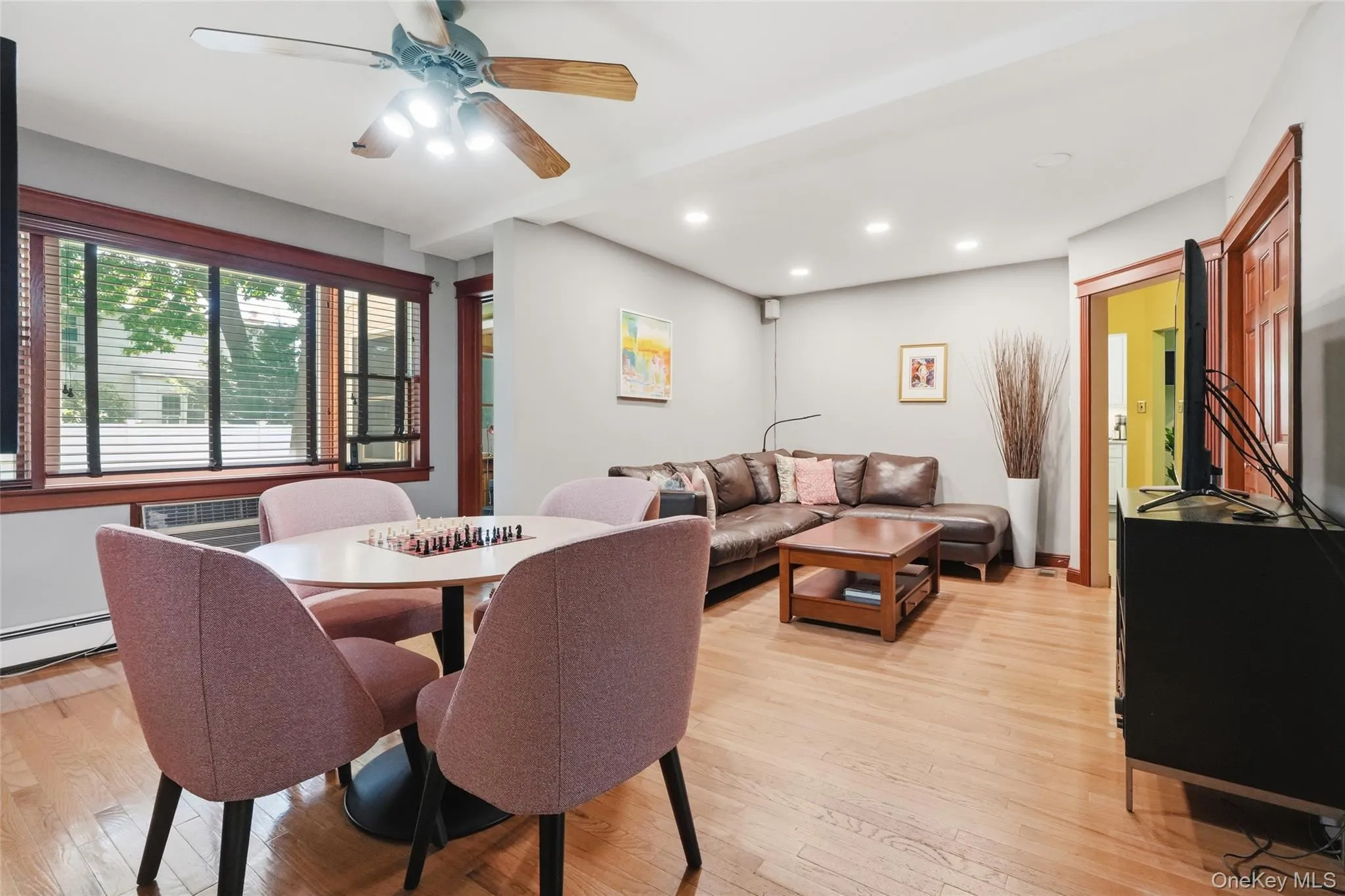 2595 Yorktown Street, Hempstead, NY, 3 Bedrooms Bedrooms, 8 Rooms Rooms,2 BathroomsBathrooms,Residential,For Rent,Yorktown,0,1006190 2595 Yorktown Street, Hempstead, NY, 3 Bedrooms Bedrooms, 8 Rooms Rooms,2 BathroomsBathrooms,Residential,For Rent,Yorktown,0,1006190