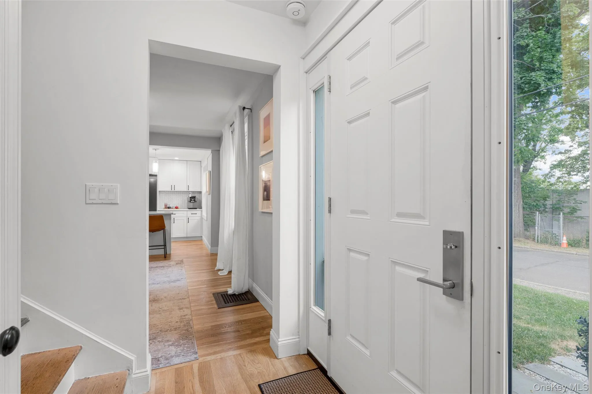 1 Harmon Drive, Mamaroneck, NY, 3 Bedrooms Bedrooms, 7 Rooms Rooms,2 BathroomsBathrooms,Residential,For Rent,Harmon,0,KEY1006192 1 Harmon Drive, Mamaroneck, NY, 3 Bedrooms Bedrooms, 7 Rooms Rooms,2 BathroomsBathrooms,Residential,For Rent,Harmon,0,KEY1006192