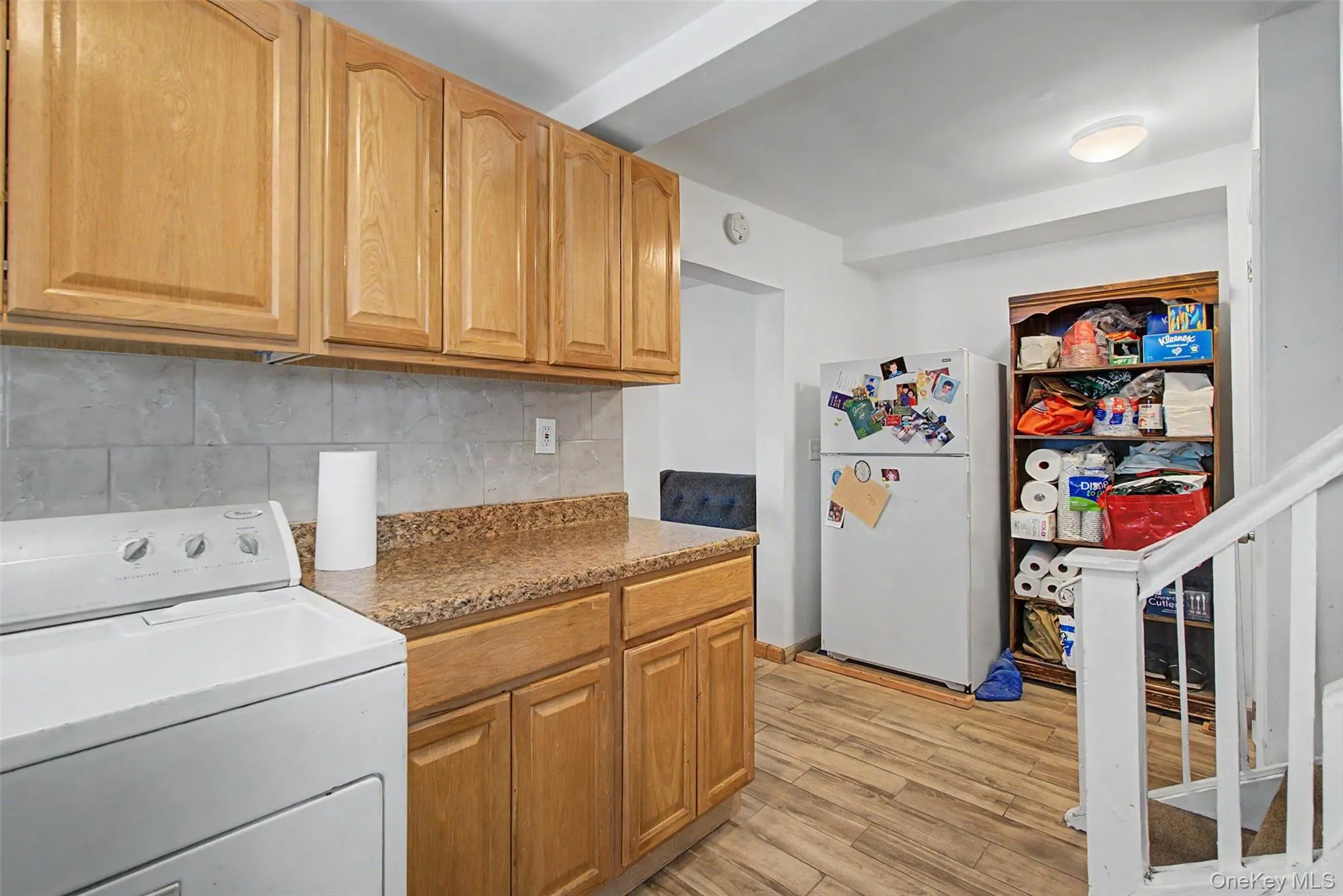 1608 Merry Avenue, New York, NY, 2 Bedrooms Bedrooms, 5 Rooms Rooms,1 BathroomBathrooms,Residential,For Rent,Merry,0,1006195 1608 Merry Avenue, New York, NY, 2 Bedrooms Bedrooms, 5 Rooms Rooms,1 BathroomBathrooms,Residential,For Rent,Merry,0,1006195