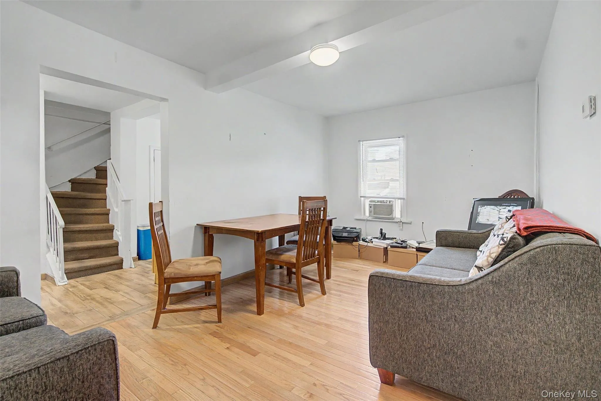1608 Merry Avenue, New York, NY, 2 Bedrooms Bedrooms, 5 Rooms Rooms,1 BathroomBathrooms,Residential,For Rent,Merry,0,1006195 1608 Merry Avenue, New York, NY, 2 Bedrooms Bedrooms, 5 Rooms Rooms,1 BathroomBathrooms,Residential,For Rent,Merry,0,1006195