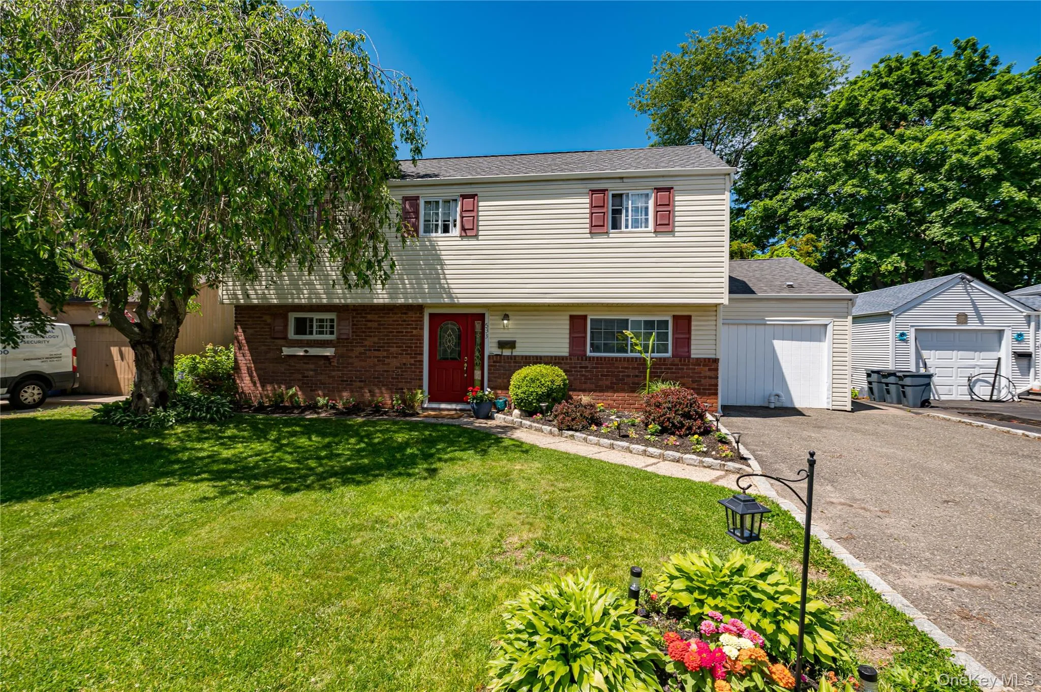 533 5th Street, Huntington, NY, 4 Bedrooms Bedrooms, 9 Rooms Rooms,2 BathroomsBathrooms,Residential,For Rent,5th,0,1006203 533 5th Street, Huntington, NY, 4 Bedrooms Bedrooms, 9 Rooms Rooms,2 BathroomsBathrooms,Residential,For Rent,5th,0,1006203