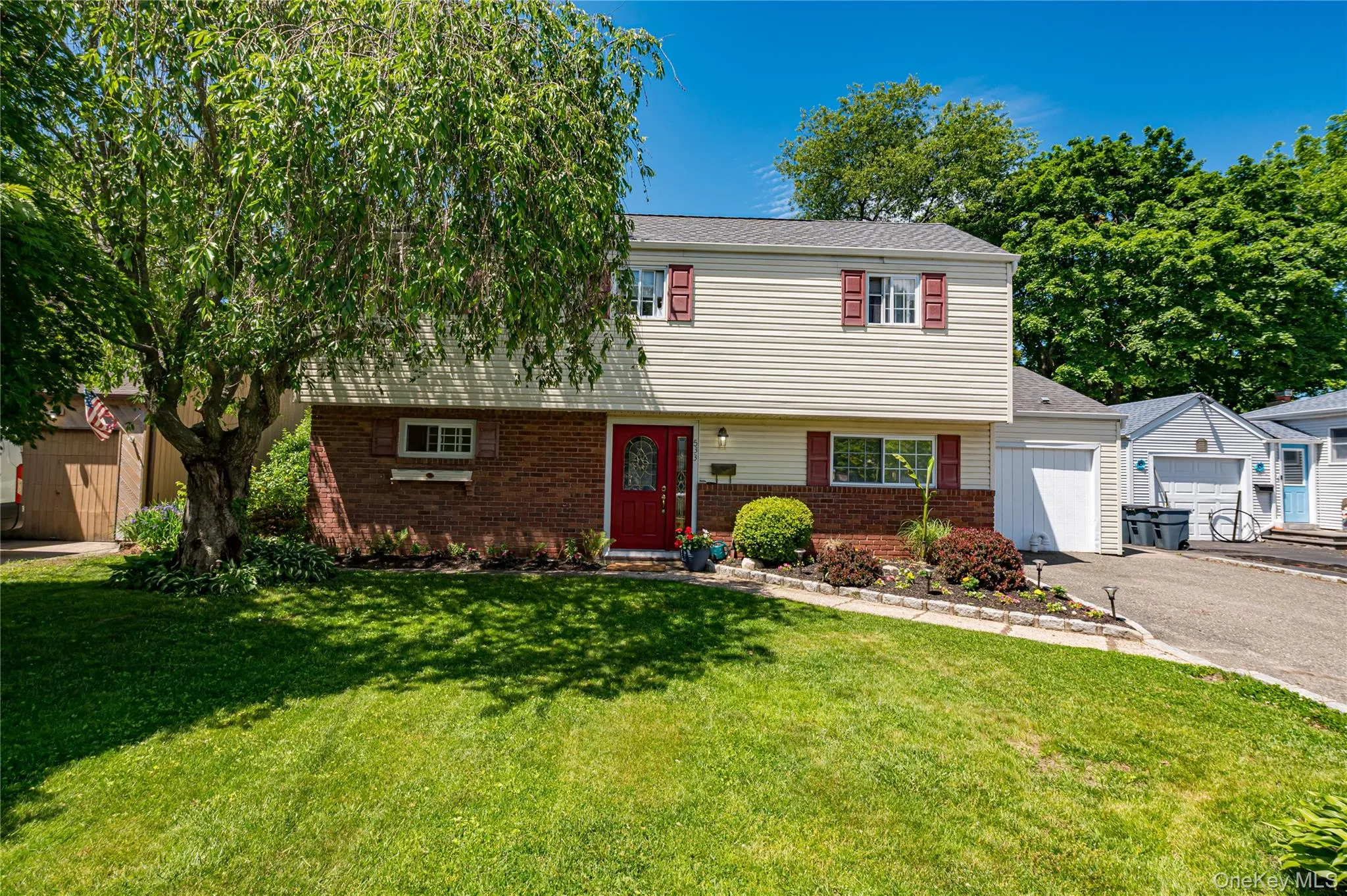 533 5th Street, Huntington, NY, 4 Bedrooms Bedrooms, 9 Rooms Rooms,2 BathroomsBathrooms,Residential,For Rent,5th,0,1006203 533 5th Street, Huntington, NY, 4 Bedrooms Bedrooms, 9 Rooms Rooms,2 BathroomsBathrooms,Residential,For Rent,5th,0,1006203