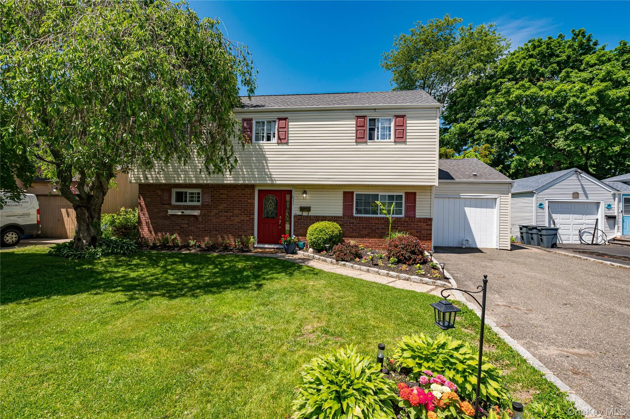 533 5th Street, Huntington, NY, 4 Bedrooms Bedrooms, 9 Rooms Rooms,2 BathroomsBathrooms,Residential,For Rent,5th,0,1006203 533 5th Street, Huntington, NY, 4 Bedrooms Bedrooms, 9 Rooms Rooms,2 BathroomsBathrooms,Residential,For Rent,5th,0,1006203