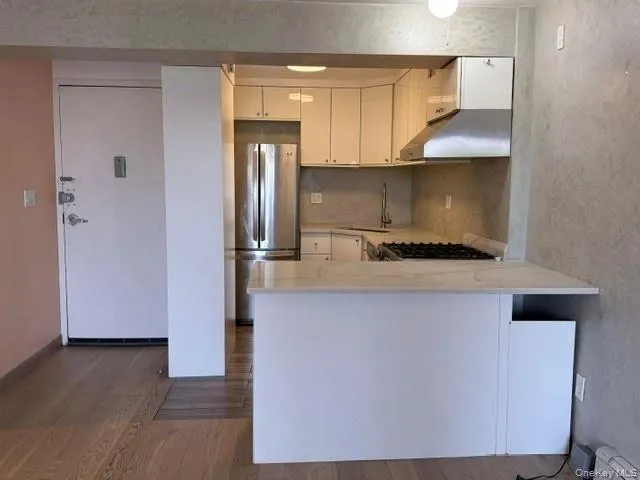 135-08 82nd Avenue, New York, NY, 2 Bedrooms Bedrooms, 4 Rooms Rooms,1 BathroomBathrooms,Residential,For Rent,82nd,0,1006205 135-08 82nd Avenue, New York, NY, 2 Bedrooms Bedrooms, 4 Rooms Rooms,1 BathroomBathrooms,Residential,For Rent,82nd,0,1006205