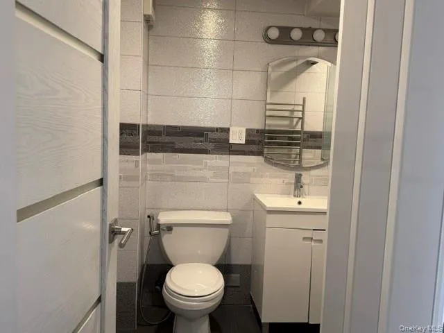 135-08 82nd Avenue, New York, NY, 2 Bedrooms Bedrooms, 4 Rooms Rooms,1 BathroomBathrooms,Residential,For Rent,82nd,0,1006205 135-08 82nd Avenue, New York, NY, 2 Bedrooms Bedrooms, 4 Rooms Rooms,1 BathroomBathrooms,Residential,For Rent,82nd,0,1006205
