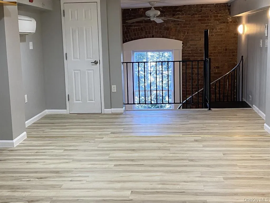 94 4th Avenue, Islip, NY, 2 Rooms Rooms,1 BathroomBathrooms,Residential Lease,For Rent,4th,0,1006209 94 4th Avenue, Islip, NY, 2 Rooms Rooms,1 BathroomBathrooms,Residential Lease,For Rent,4th,0,1006209