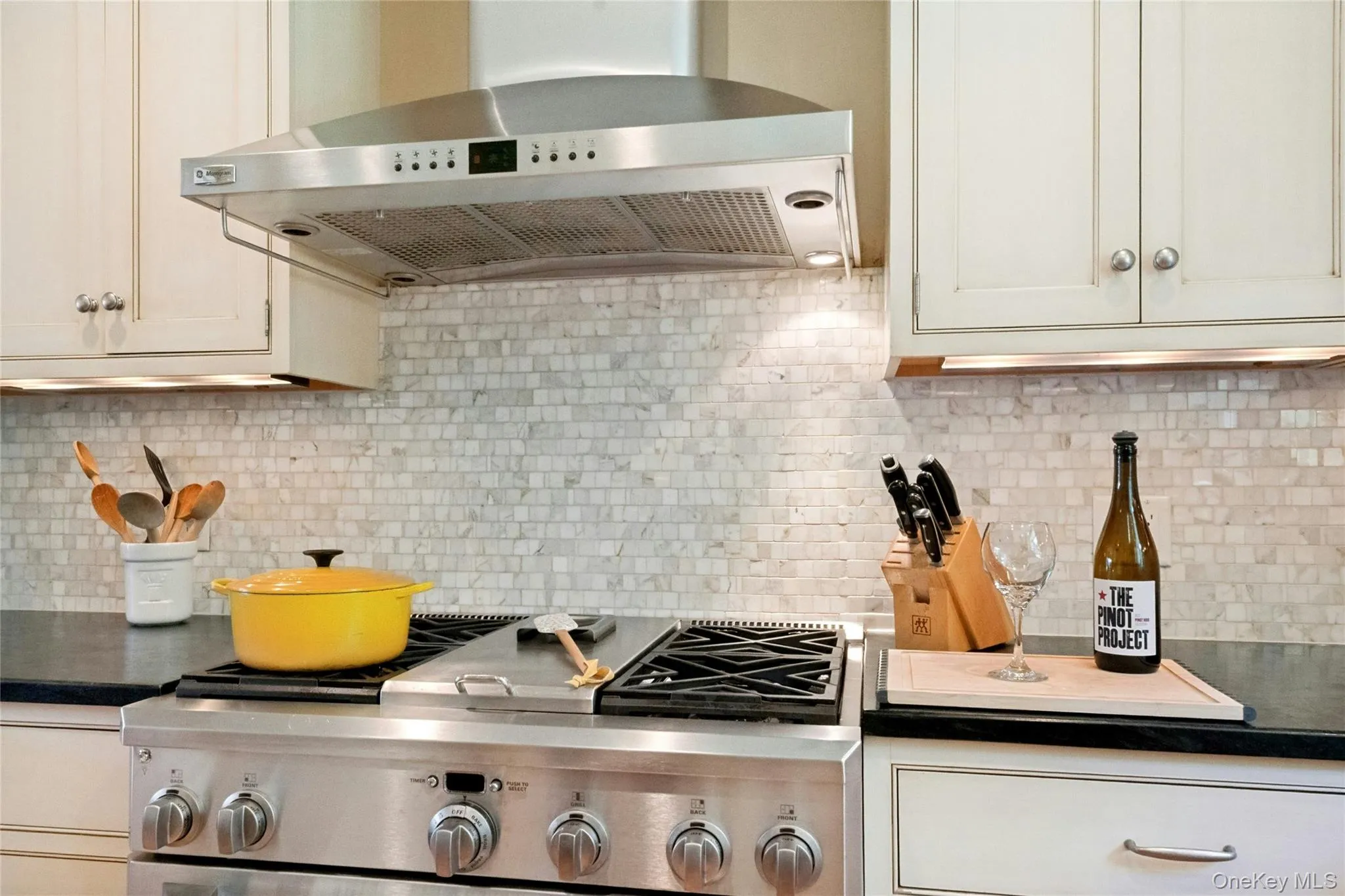 11 Sarven Court, Greenburgh, NY, 3 Bedrooms Bedrooms, 7 Rooms Rooms,2 BathroomsBathrooms,Residential,For Rent,Sarven,0,1006211 11 Sarven Court, Greenburgh, NY, 3 Bedrooms Bedrooms, 7 Rooms Rooms,2 BathroomsBathrooms,Residential,For Rent,Sarven,0,1006211