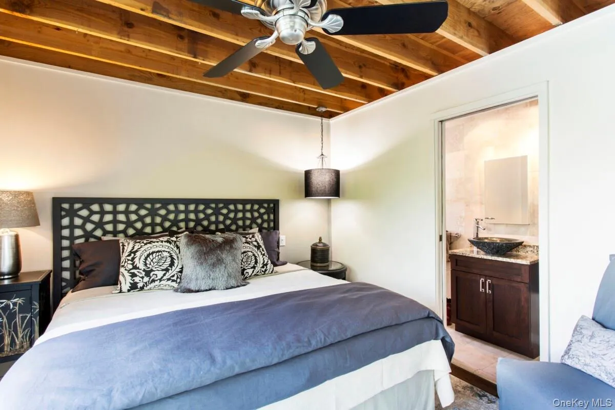 605 Shore Walk, Brookhaven, NY, 4 Bedrooms Bedrooms, 8 Rooms Rooms,4 BathroomsBathrooms,Residential,For Rent,Shore,0,1006212 605 Shore Walk, Brookhaven, NY, 4 Bedrooms Bedrooms, 8 Rooms Rooms,4 BathroomsBathrooms,Residential,For Rent,Shore,0,1006212