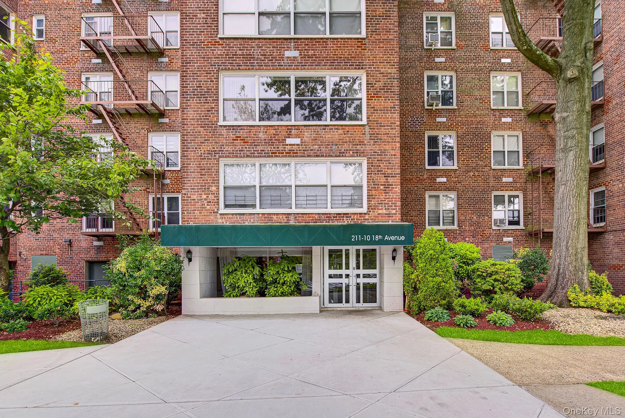 211-10 18th Avenue, New York, NY, 1 Bedroom Bedrooms, 5 Rooms Rooms,1 BathroomBathrooms,Residential,For Rent,18th,0,1006227 211-10 18th Avenue, New York, NY, 1 Bedroom Bedrooms, 5 Rooms Rooms,1 BathroomBathrooms,Residential,For Rent,18th,0,1006227