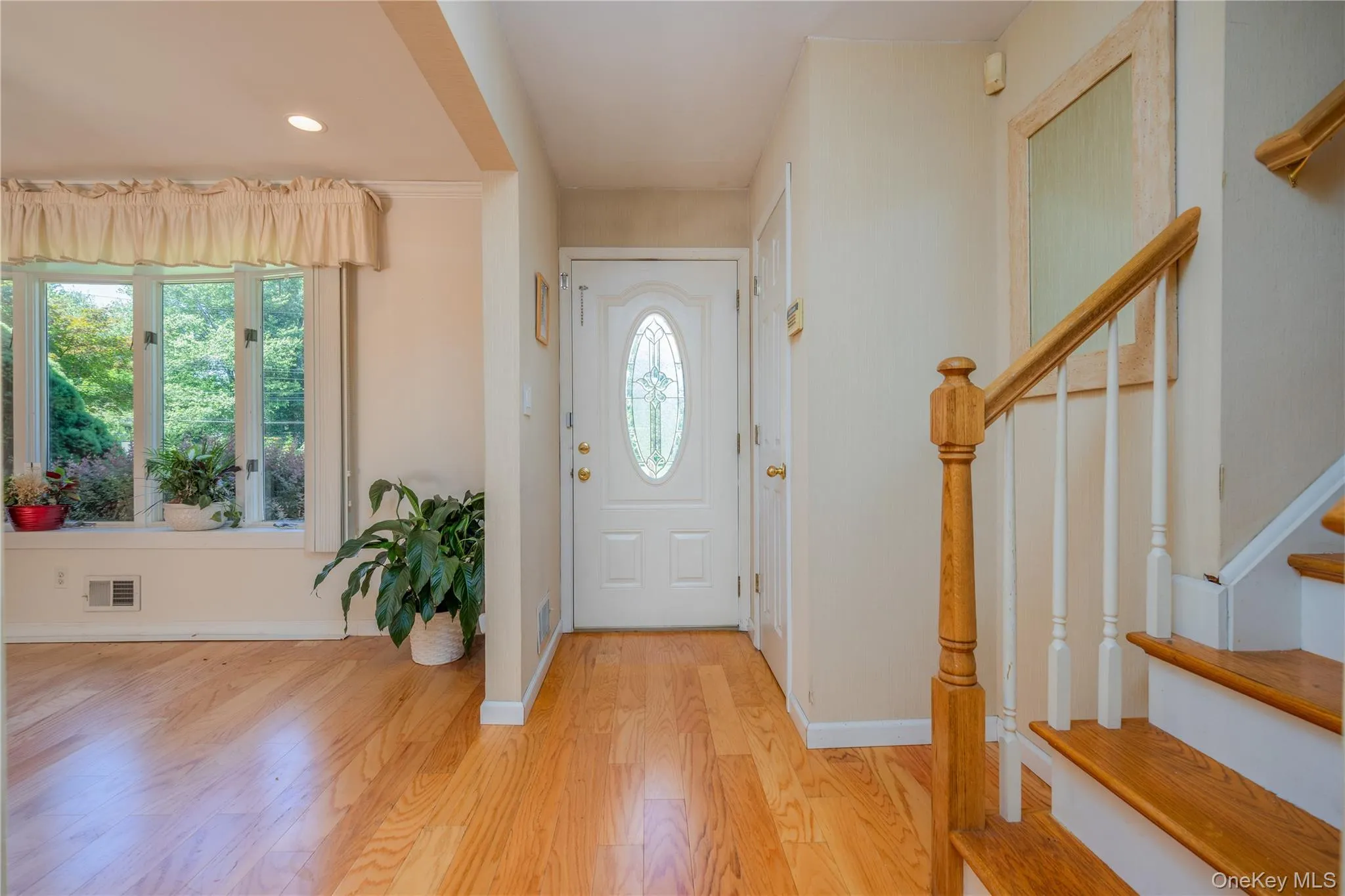 6 Beech Street, Clarkstown, NY, 3 Bedrooms Bedrooms, 8 Rooms Rooms,2 BathroomsBathrooms,Residential,For Rent,Beech,0,1006233 6 Beech Street, Clarkstown, NY, 3 Bedrooms Bedrooms, 8 Rooms Rooms,2 BathroomsBathrooms,Residential,For Rent,Beech,0,1006233
