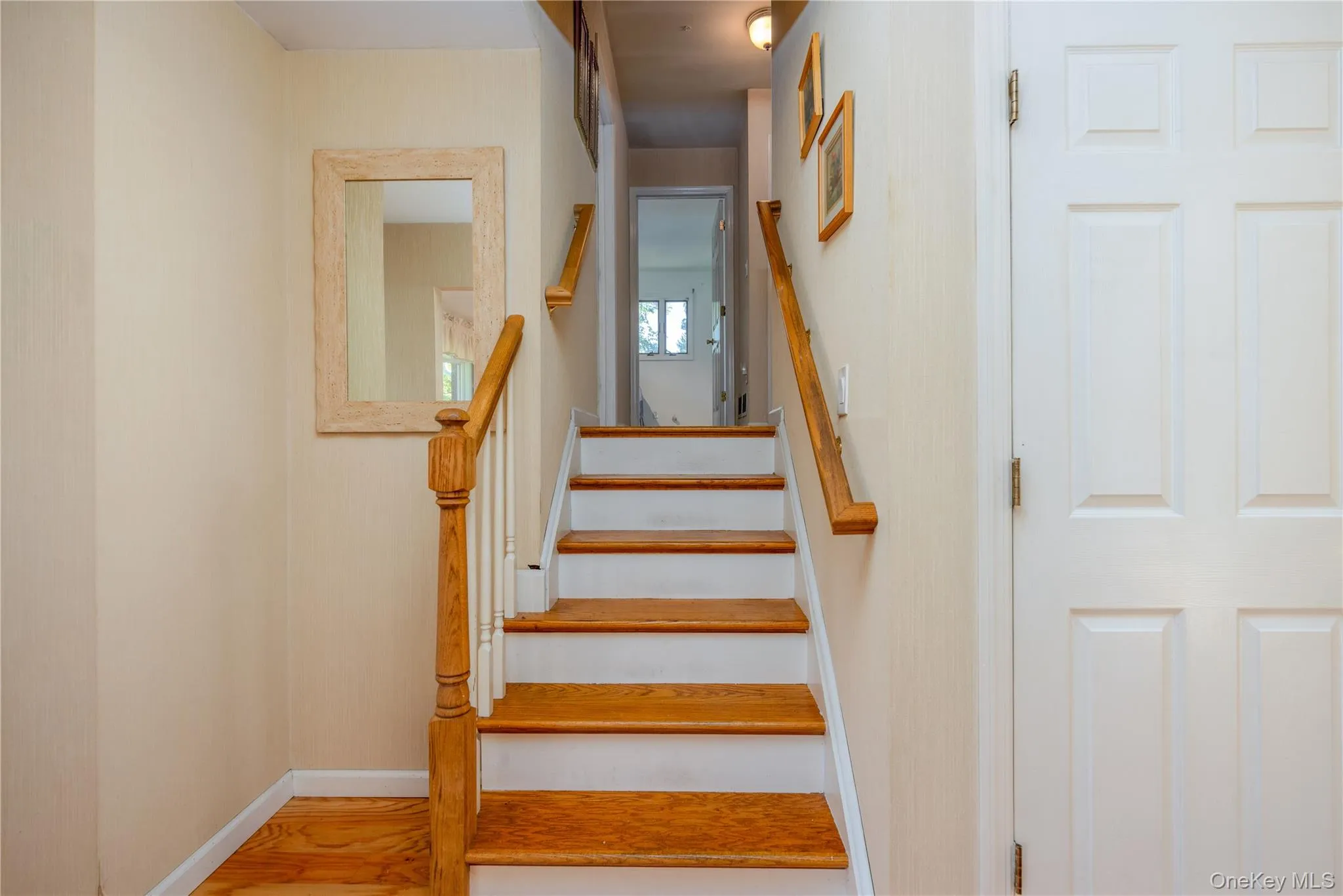 6 Beech Street, Clarkstown, NY, 3 Bedrooms Bedrooms, 8 Rooms Rooms,2 BathroomsBathrooms,Residential,For Rent,Beech,0,1006233 6 Beech Street, Clarkstown, NY, 3 Bedrooms Bedrooms, 8 Rooms Rooms,2 BathroomsBathrooms,Residential,For Rent,Beech,0,1006233