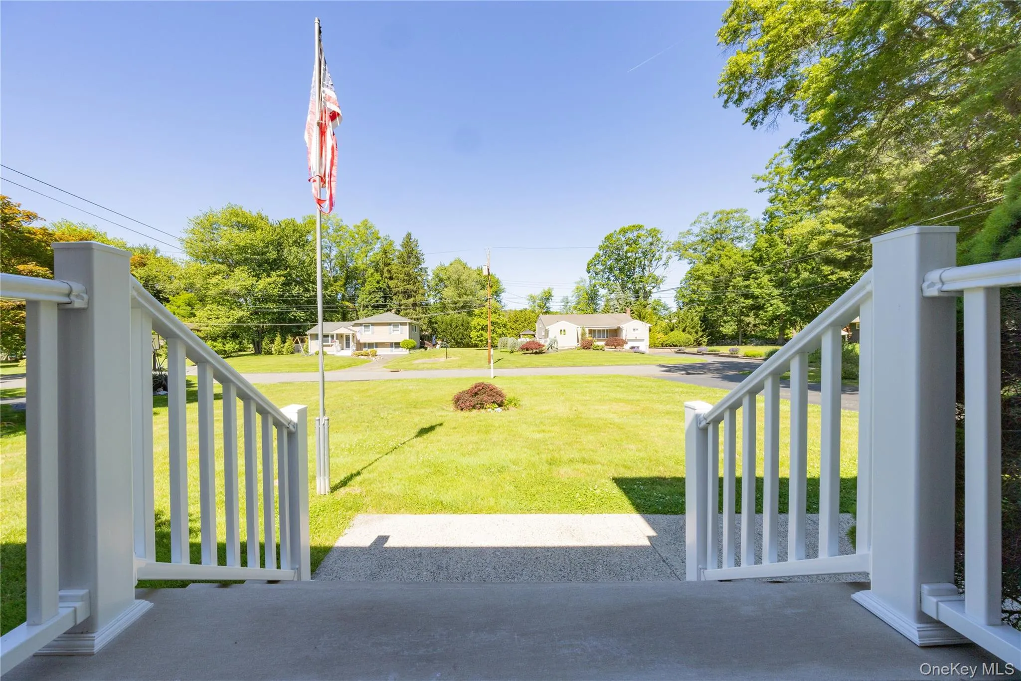6 Beech Street, Clarkstown, NY, 3 Bedrooms Bedrooms, 8 Rooms Rooms,2 BathroomsBathrooms,Residential,For Rent,Beech,0,1006233 6 Beech Street, Clarkstown, NY, 3 Bedrooms Bedrooms, 8 Rooms Rooms,2 BathroomsBathrooms,Residential,For Rent,Beech,0,1006233