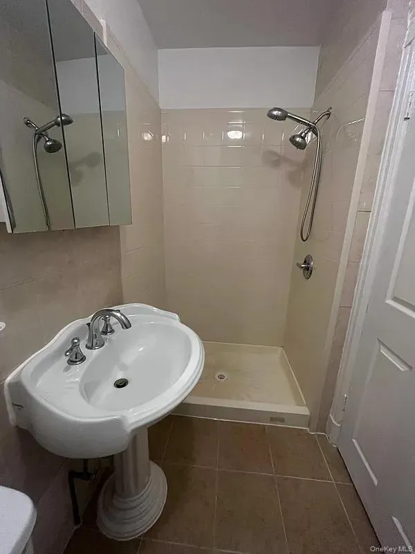 120 Norwood Avenue, New York, NY, 3 Bedrooms Bedrooms, 4 Rooms Rooms,1 BathroomBathrooms,Residential Lease,For Rent,Norwood,0,1006235 120 Norwood Avenue, New York, NY, 3 Bedrooms Bedrooms, 4 Rooms Rooms,1 BathroomBathrooms,Residential Lease,For Rent,Norwood,0,1006235