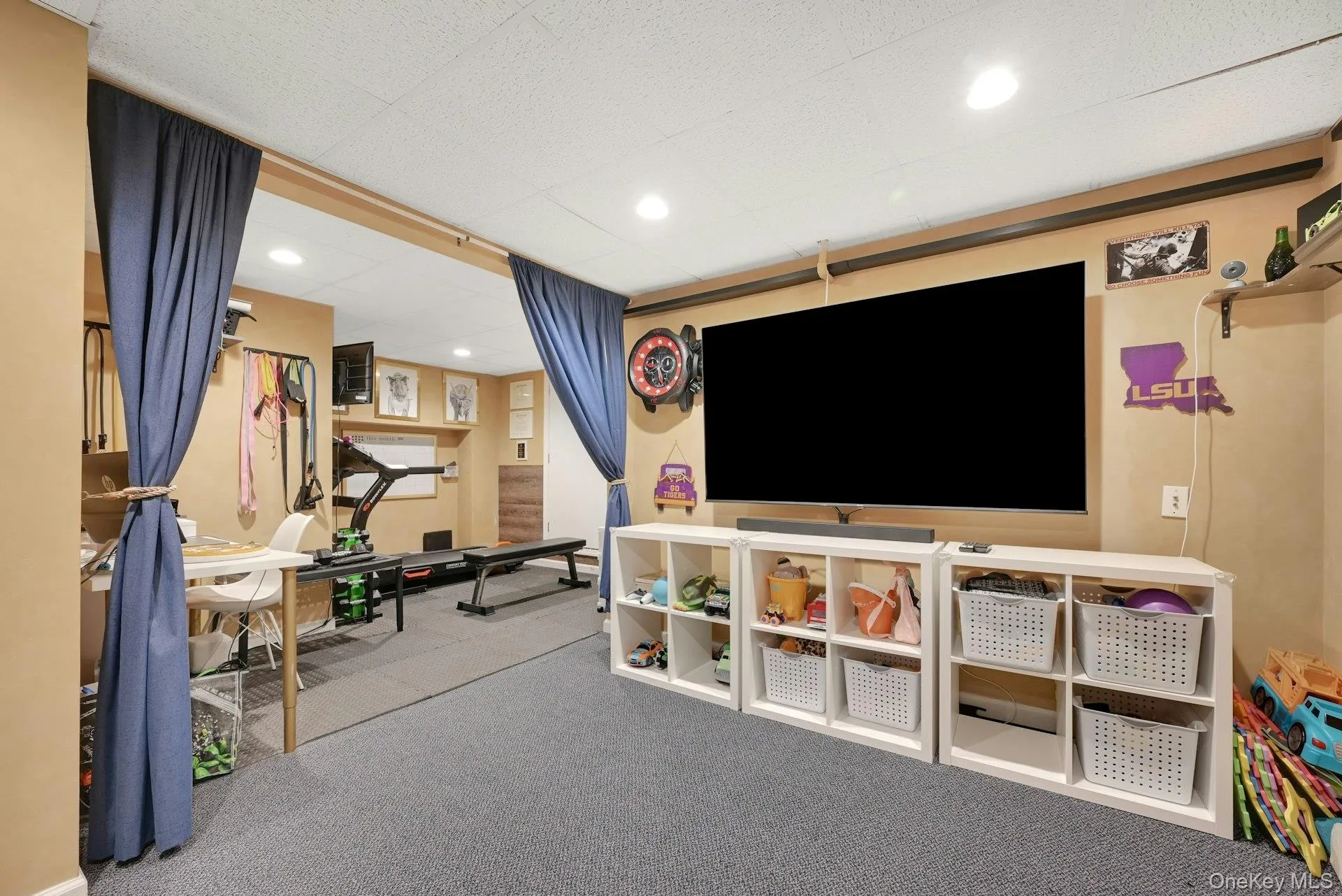 3 Hemion Way, Ramapo, NY, 3 Bedrooms Bedrooms, 10 Rooms Rooms,1 BathroomBathrooms,Residential,For Rent,Hemion,0,1006237 3 Hemion Way, Ramapo, NY, 3 Bedrooms Bedrooms, 10 Rooms Rooms,1 BathroomBathrooms,Residential,For Rent,Hemion,0,1006237
