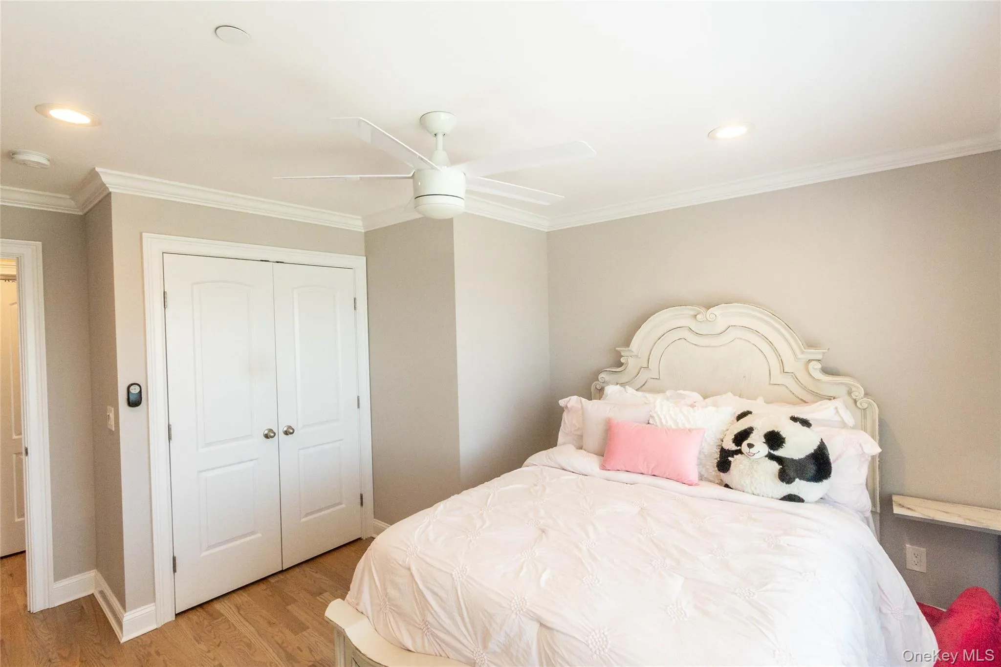 19 Pershing Avenue, Babylon, NY, 3 Bedrooms Bedrooms, 4 Rooms Rooms,2 BathroomsBathrooms,Residential,For Rent,Pershing,0,1006240 19 Pershing Avenue, Babylon, NY, 3 Bedrooms Bedrooms, 4 Rooms Rooms,2 BathroomsBathrooms,Residential,For Rent,Pershing,0,1006240
