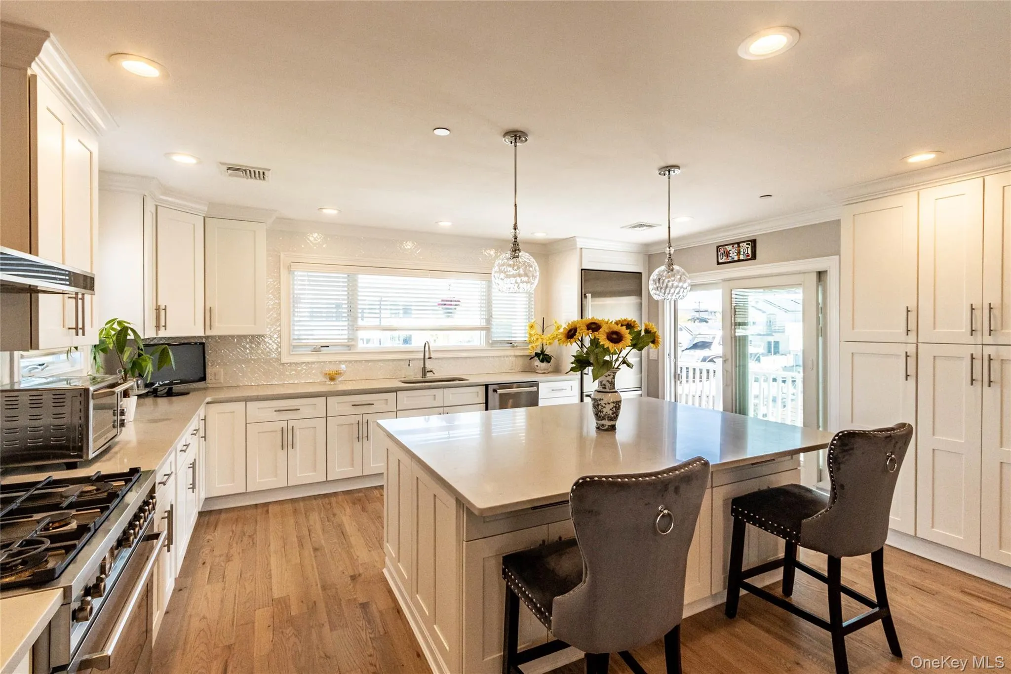 19 Pershing Avenue, Babylon, NY, 3 Bedrooms Bedrooms, 4 Rooms Rooms,2 BathroomsBathrooms,Residential,For Rent,Pershing,0,1006240 19 Pershing Avenue, Babylon, NY, 3 Bedrooms Bedrooms, 4 Rooms Rooms,2 BathroomsBathrooms,Residential,For Rent,Pershing,0,1006240