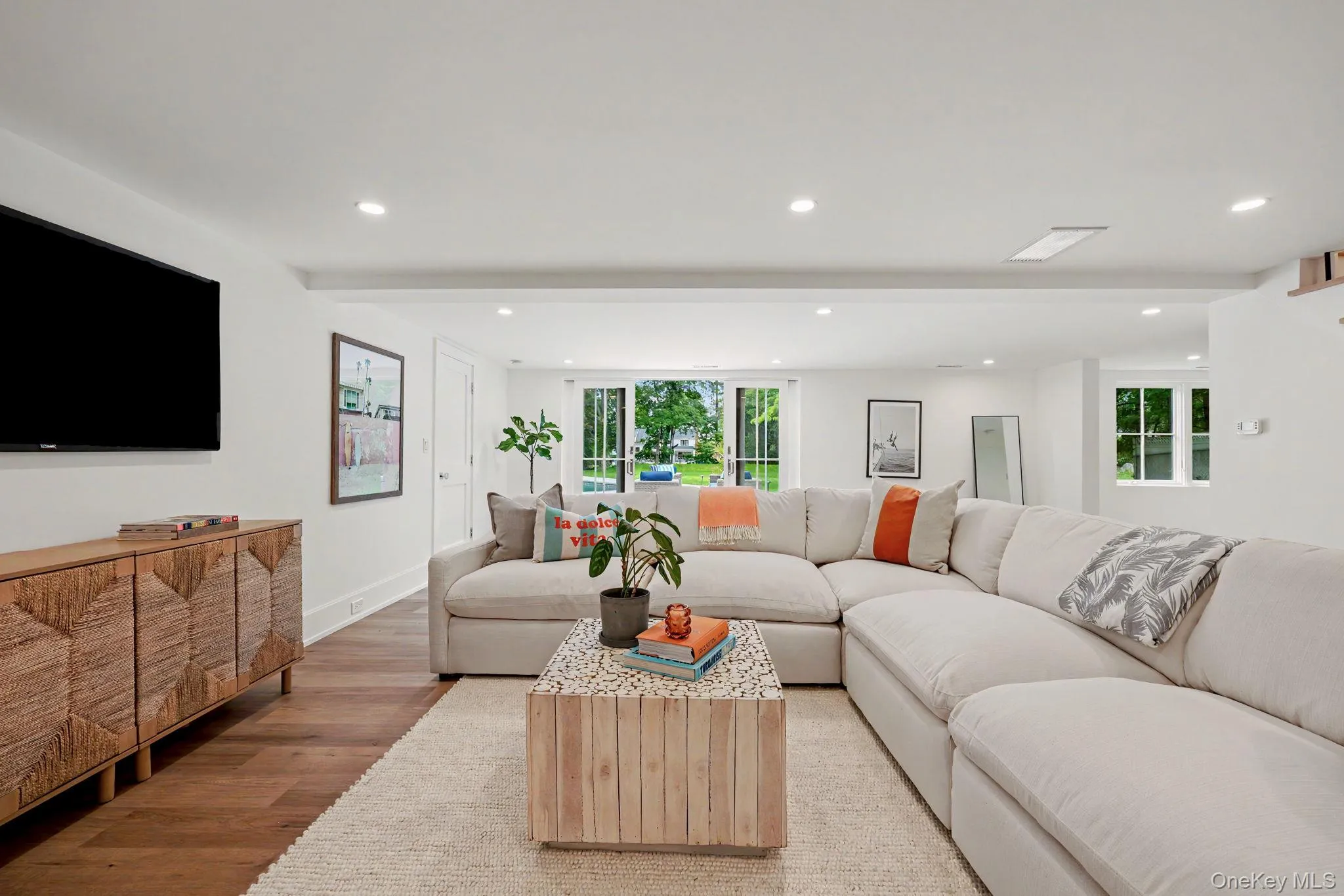 1076 Westover Road, Stamford, CT, 4 Bedrooms Bedrooms, 10 Rooms Rooms,4 BathroomsBathrooms,Residential,For Rent,Westover,0,1006242 1076 Westover Road, Stamford, CT, 4 Bedrooms Bedrooms, 10 Rooms Rooms,4 BathroomsBathrooms,Residential,For Rent,Westover,0,1006242