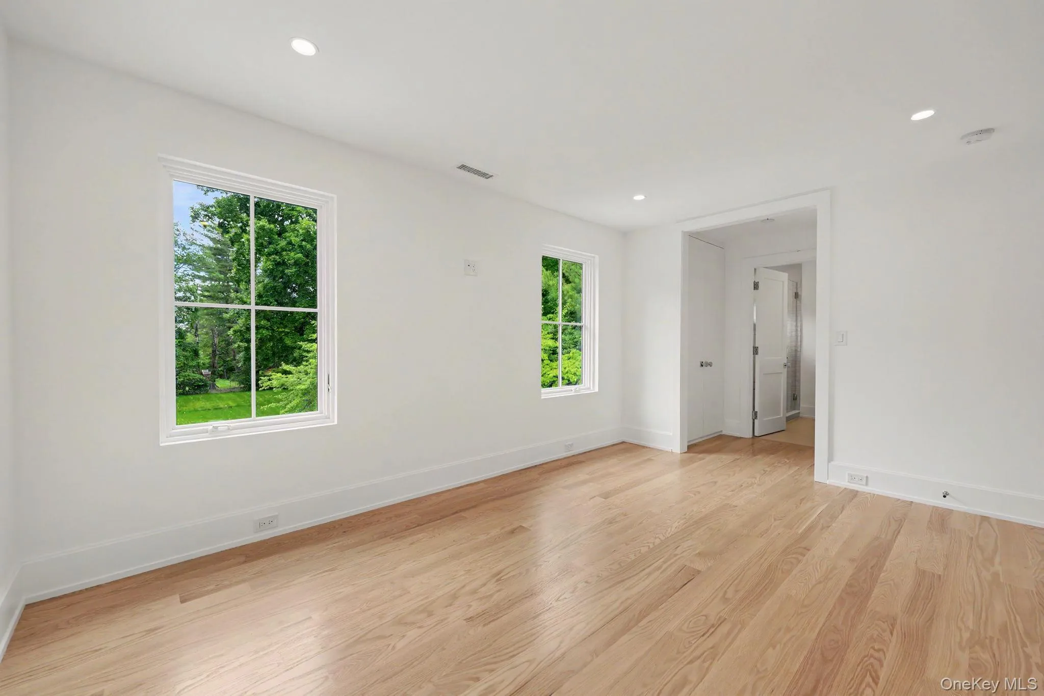 1076 Westover Road, Stamford, CT, 4 Bedrooms Bedrooms, 10 Rooms Rooms,4 BathroomsBathrooms,Residential,For Rent,Westover,0,1006242 1076 Westover Road, Stamford, CT, 4 Bedrooms Bedrooms, 10 Rooms Rooms,4 BathroomsBathrooms,Residential,For Rent,Westover,0,1006242
