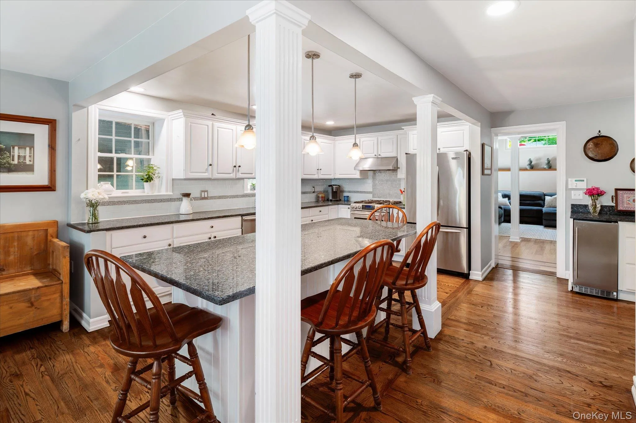 Kitchen with Large Center Island Kitchen with Large Center Island