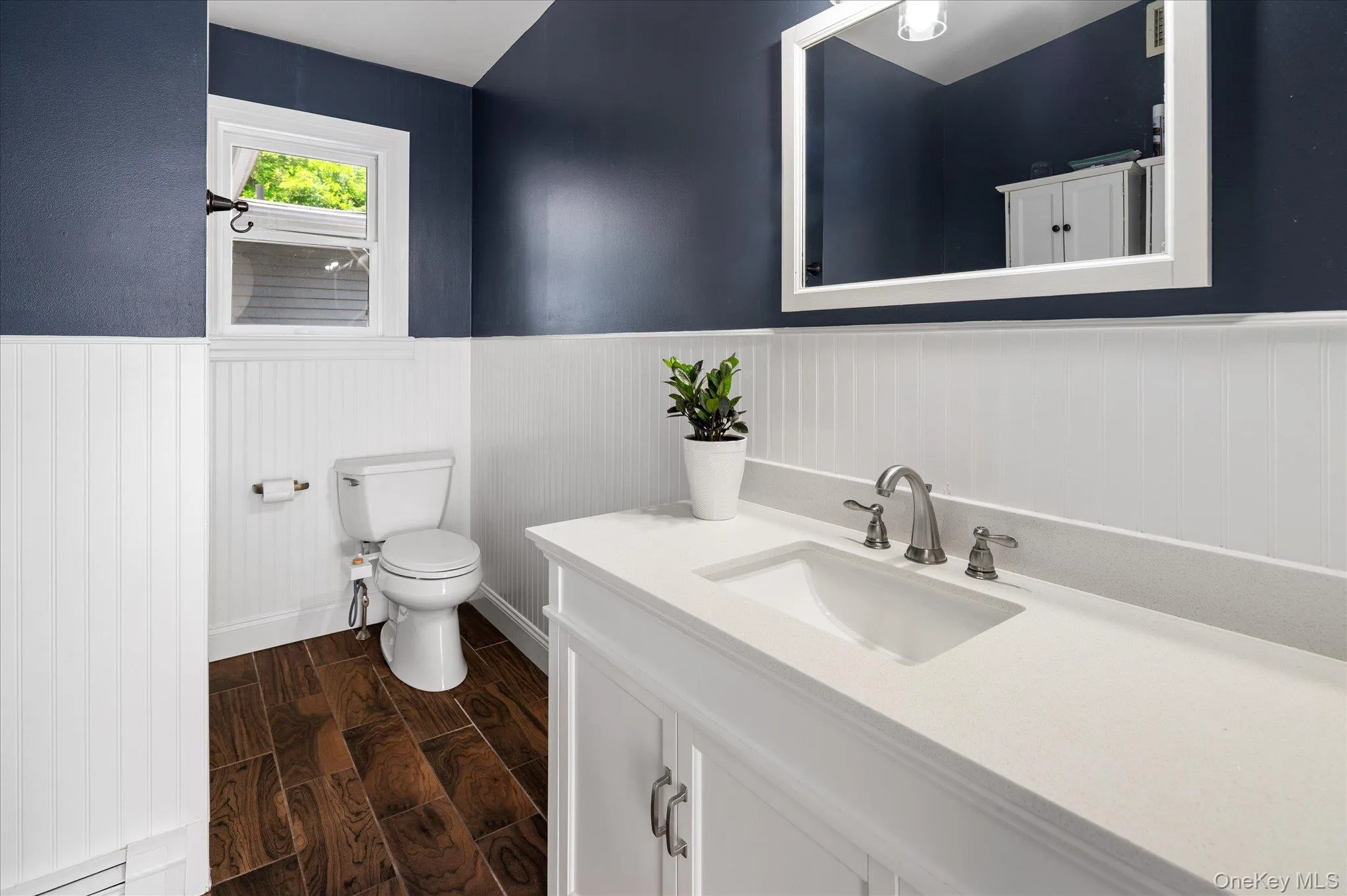 Full Hall Bath with Shower Full Hall Bath with Shower