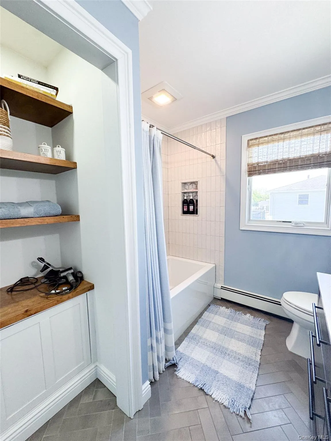 3618 Ladonia Street, Hempstead, NY, 4 Bedrooms Bedrooms, 11 Rooms Rooms,2 BathroomsBathrooms,Residential,For Rent,Ladonia,0,1006245 3618 Ladonia Street, Hempstead, NY, 4 Bedrooms Bedrooms, 11 Rooms Rooms,2 BathroomsBathrooms,Residential,For Rent,Ladonia,0,1006245