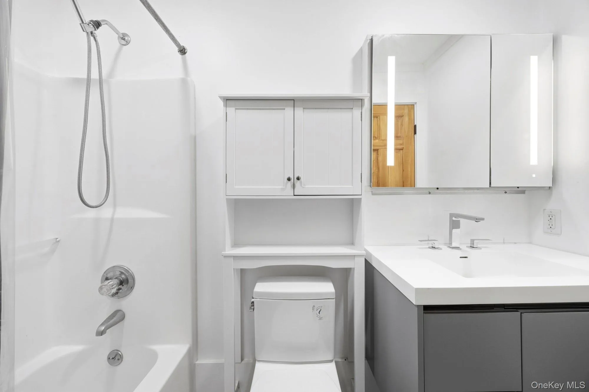 1 Amagansett Drive, East Hampton, NY, 3 Bedrooms Bedrooms, 5 Rooms Rooms,2 BathroomsBathrooms,Residential,For Rent,Amagansett,0,1006251 1 Amagansett Drive, East Hampton, NY, 3 Bedrooms Bedrooms, 5 Rooms Rooms,2 BathroomsBathrooms,Residential,For Rent,Amagansett,0,1006251