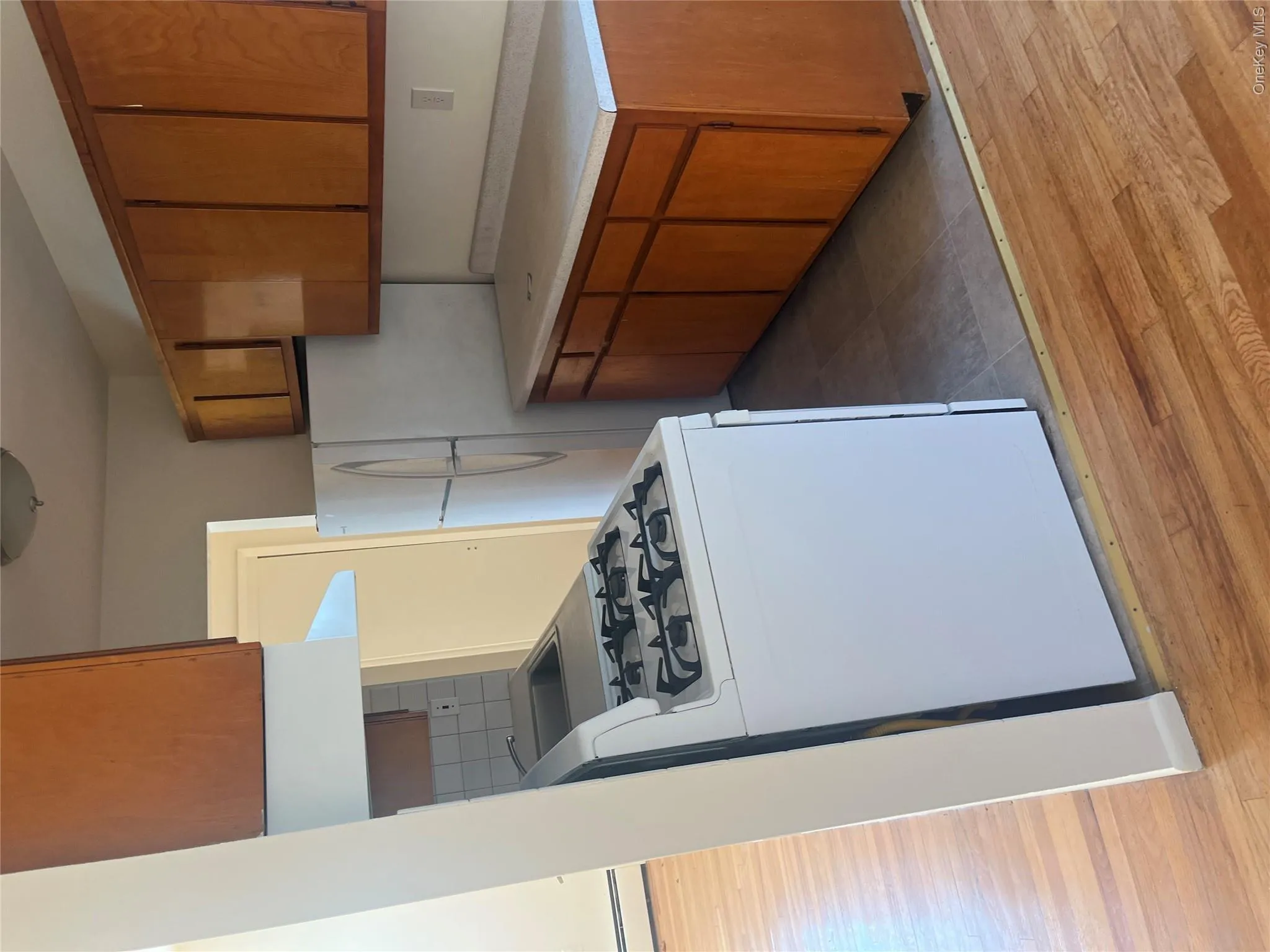 97B Middletown Road, Orangetown, NY, 2 Bedrooms Bedrooms, 4 Rooms Rooms,1 BathroomBathrooms,Residential Lease,For Rent,Middletown,0,1006253 97B Middletown Road, Orangetown, NY, 2 Bedrooms Bedrooms, 4 Rooms Rooms,1 BathroomBathrooms,Residential Lease,For Rent,Middletown,0,1006253
