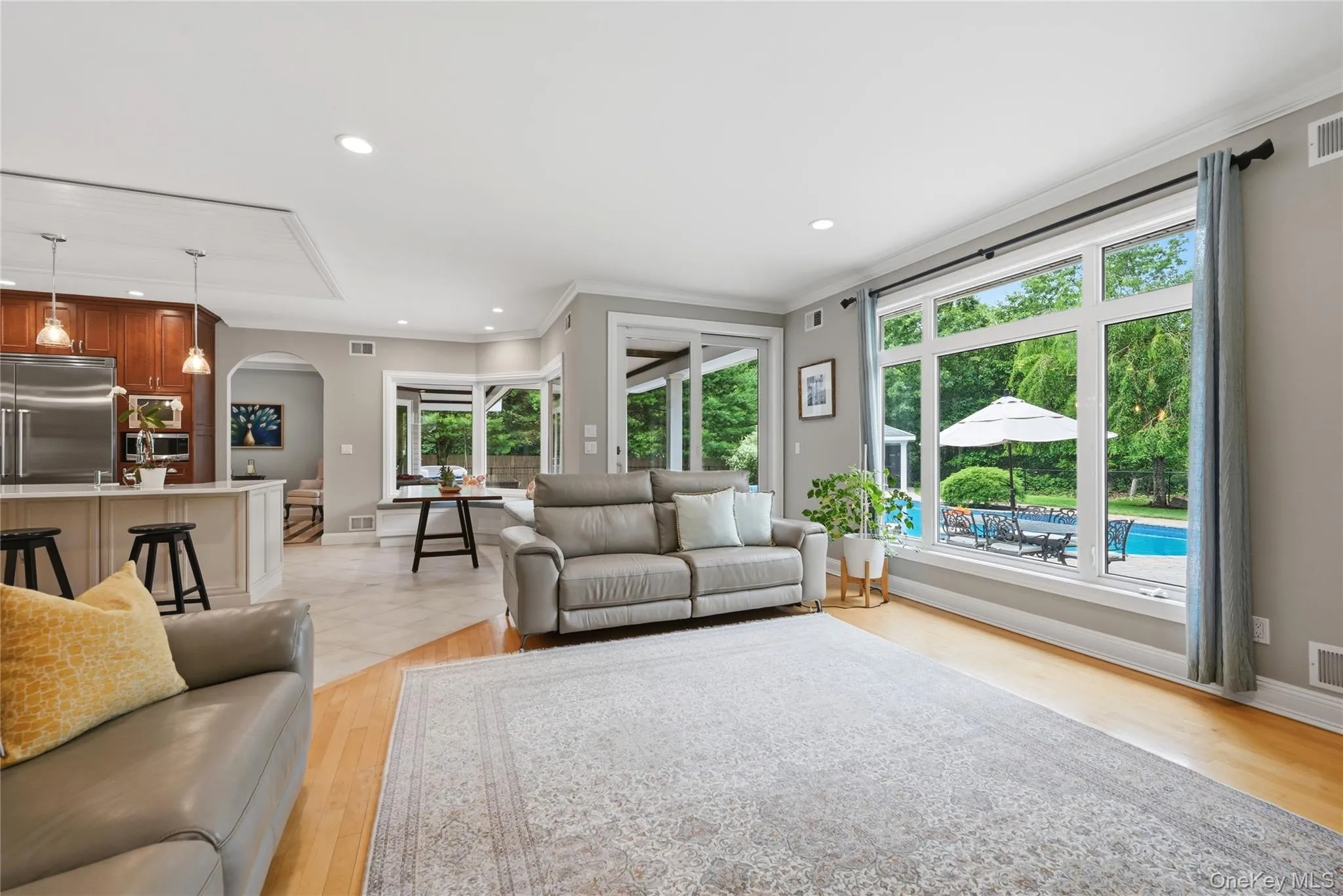 58 South Path, Riverhead, NY, 6 Bedrooms Bedrooms, 14 Rooms Rooms,5 BathroomsBathrooms,Residential,For Rent,South,0,1006261 58 South Path, Riverhead, NY, 6 Bedrooms Bedrooms, 14 Rooms Rooms,5 BathroomsBathrooms,Residential,For Rent,South,0,1006261